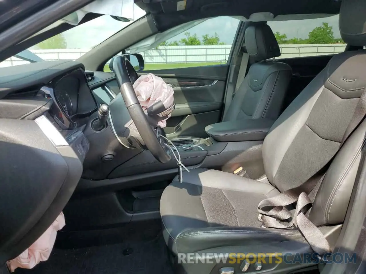 7 Photograph of a damaged car 1GYKNCRSXMZ118083 CADILLAC XT5 2021