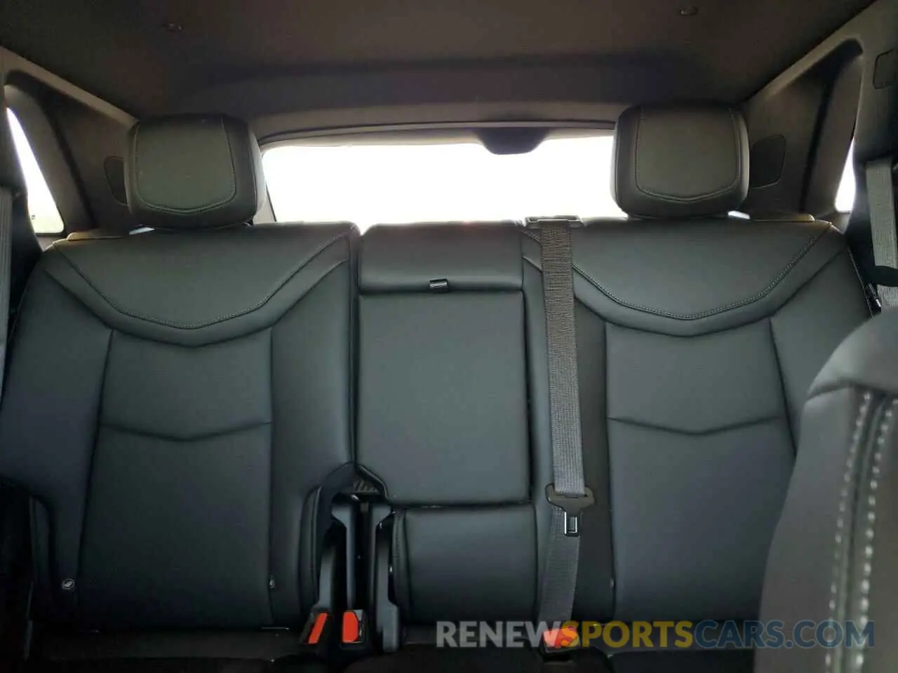 10 Photograph of a damaged car 1GYKNCRSXMZ155473 CADILLAC XT5 2021