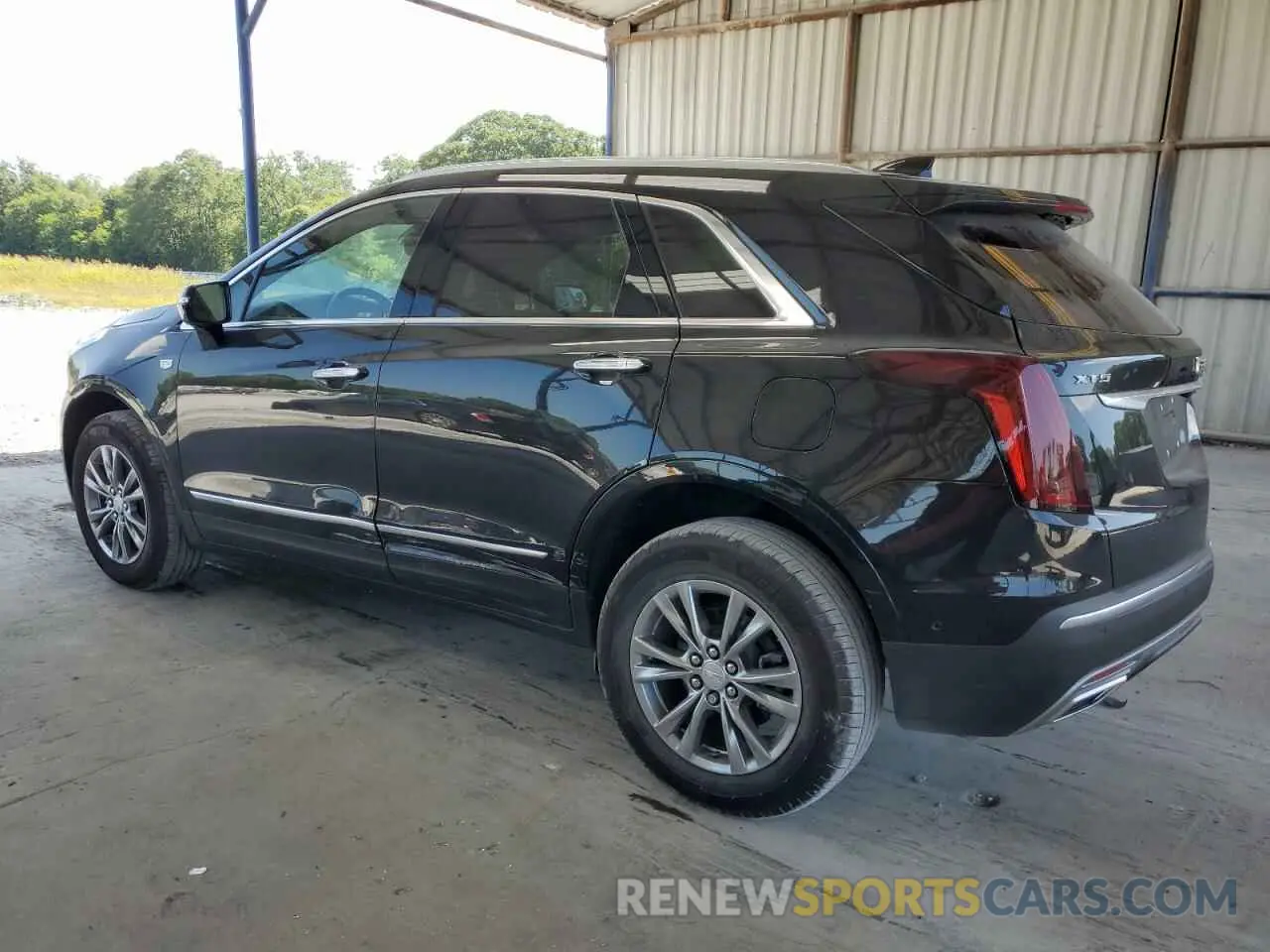 2 Photograph of a damaged car 1GYKNCRSXMZ155473 CADILLAC XT5 2021
