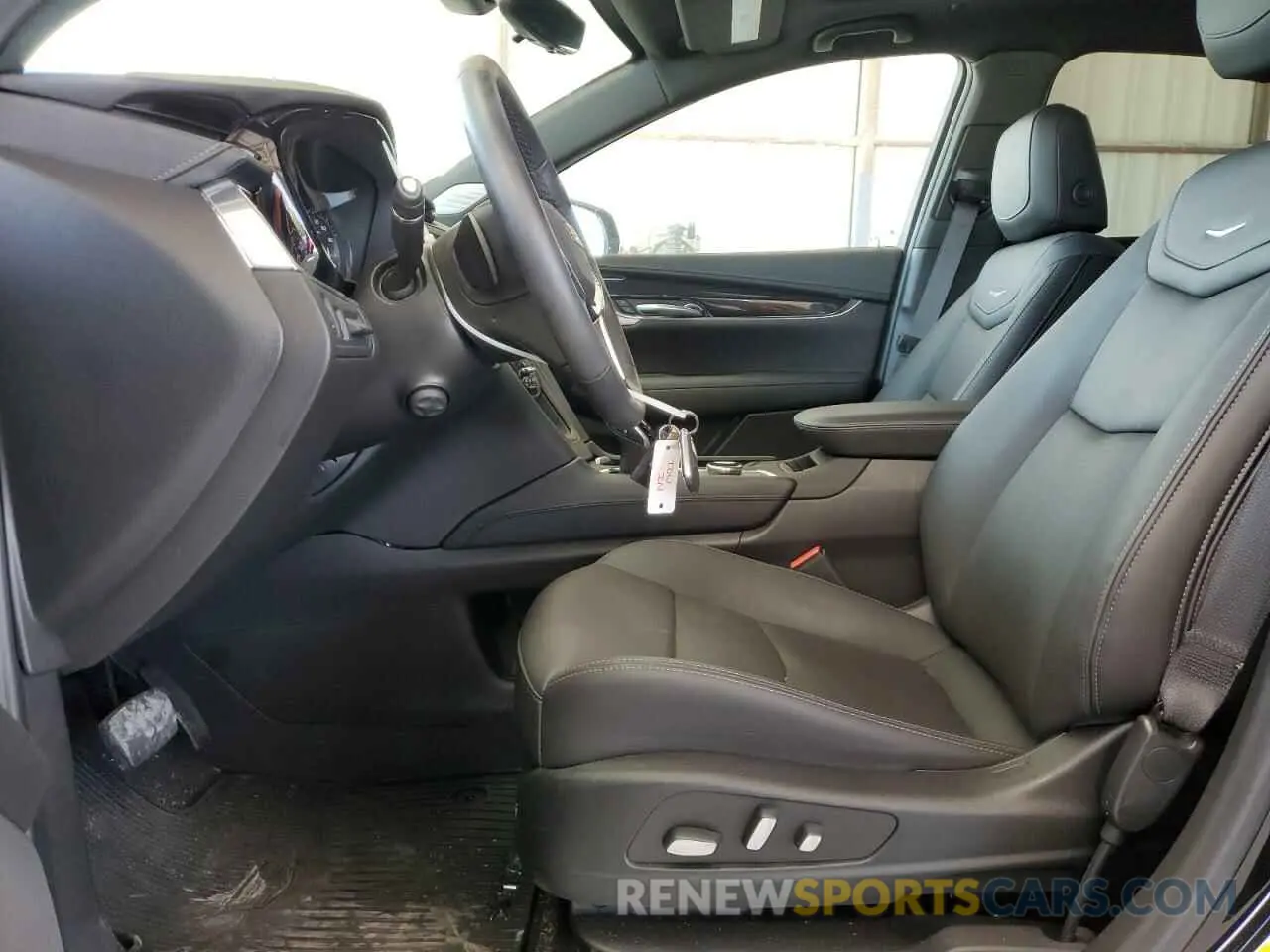 7 Photograph of a damaged car 1GYKNCRSXMZ155473 CADILLAC XT5 2021