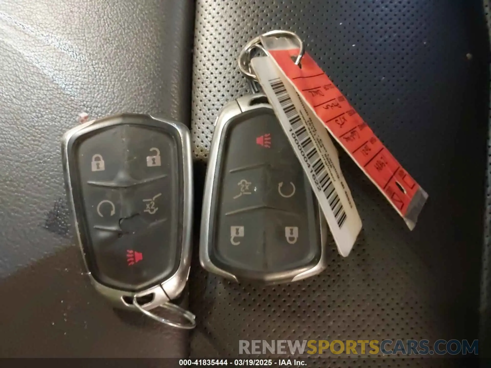 11 Photograph of a damaged car 1GYKNDR41MZ129884 CADILLAC XT5 2021