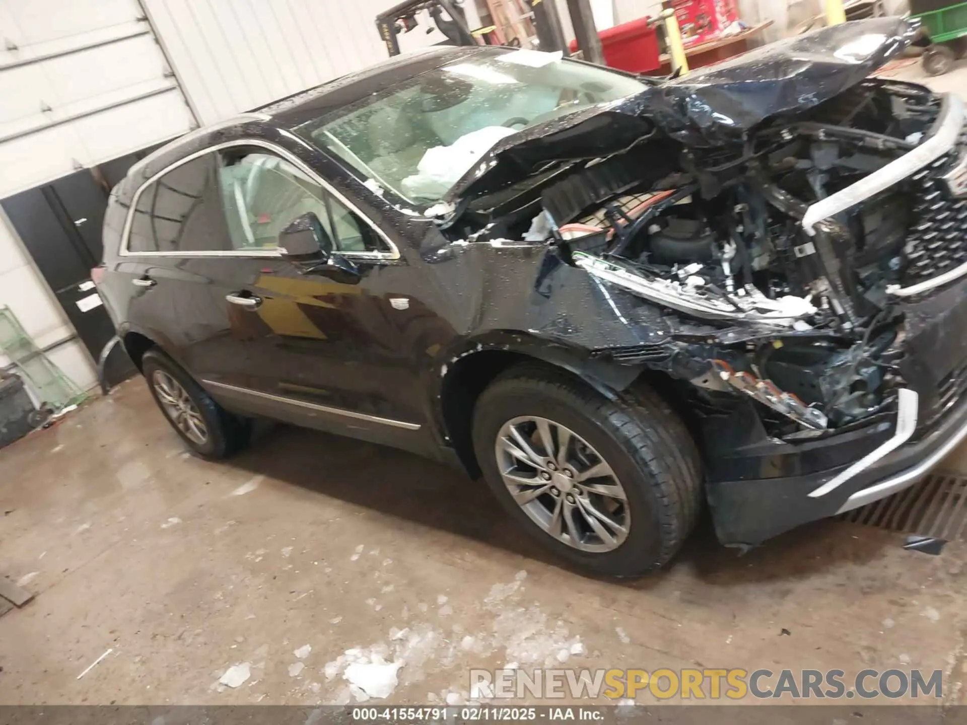 14 Photograph of a damaged car 1GYKNDR41MZ156521 CADILLAC XT5 2021