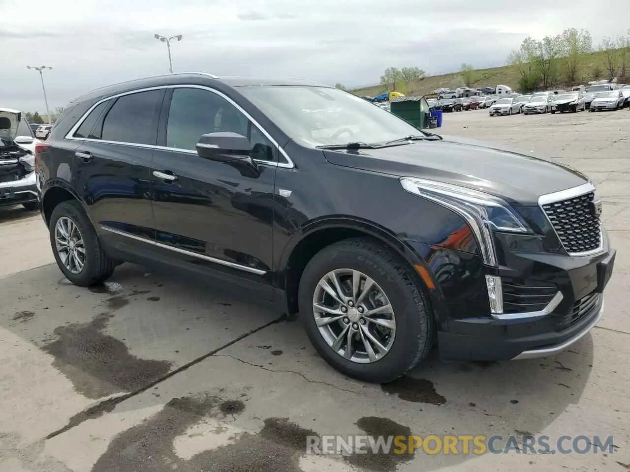 4 Photograph of a damaged car 1GYKNDRS0MZ111567 CADILLAC XT5 2021