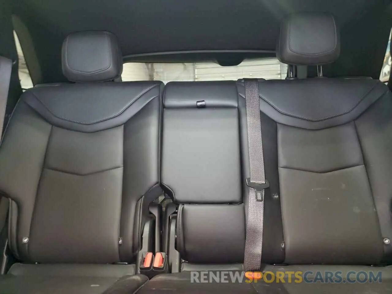 10 Photograph of a damaged car 1GYKNDRS0MZ154578 CADILLAC XT5 2021