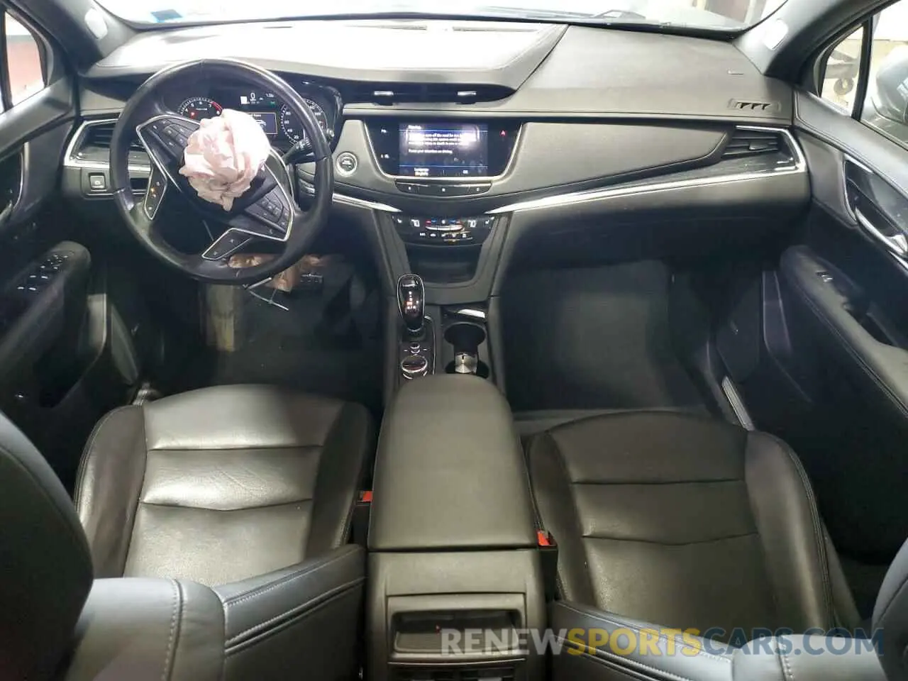 8 Photograph of a damaged car 1GYKNDRS0MZ154578 CADILLAC XT5 2021