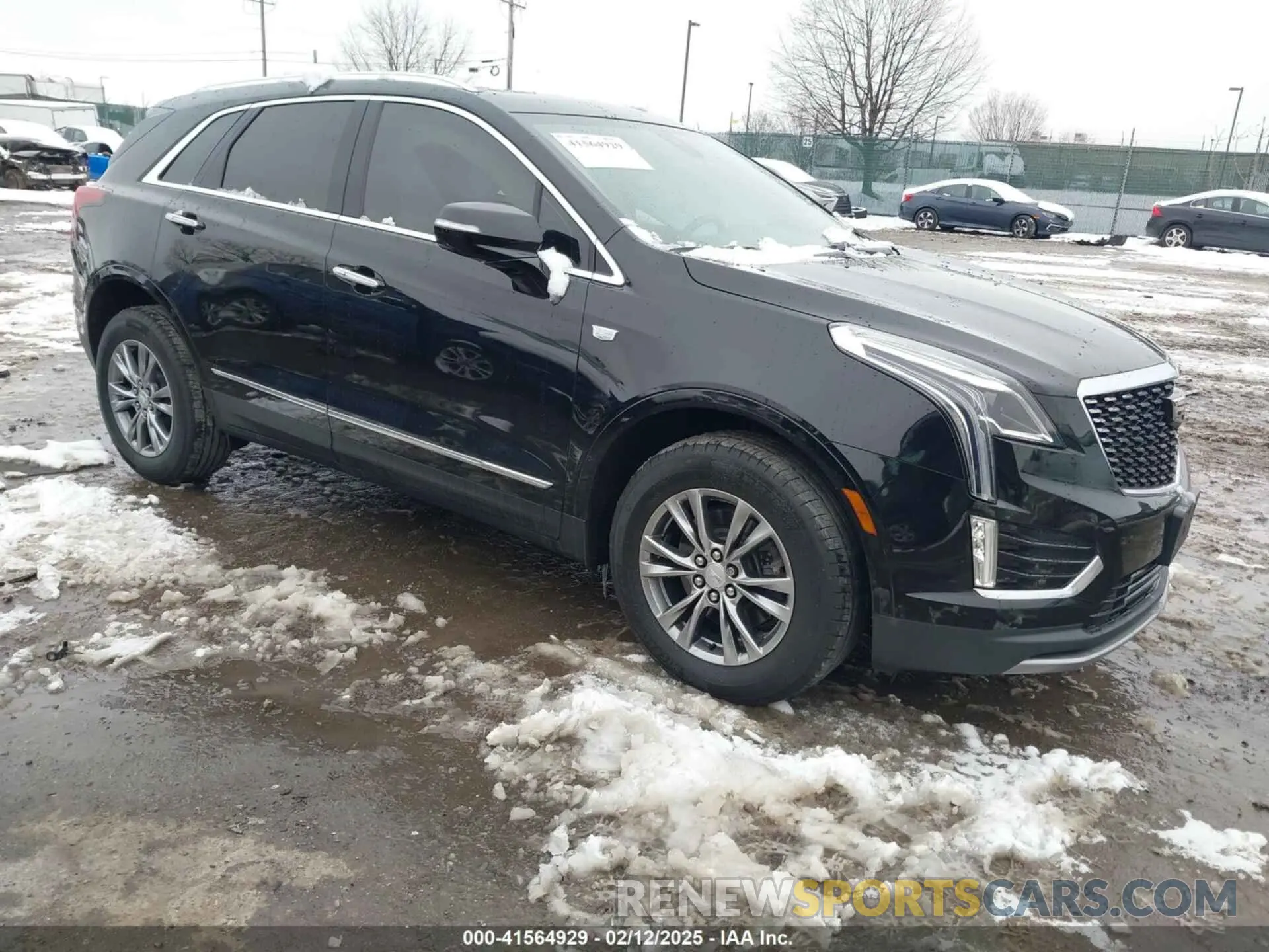 1 Photograph of a damaged car 1GYKNDRS0MZ220904 CADILLAC XT5 2021