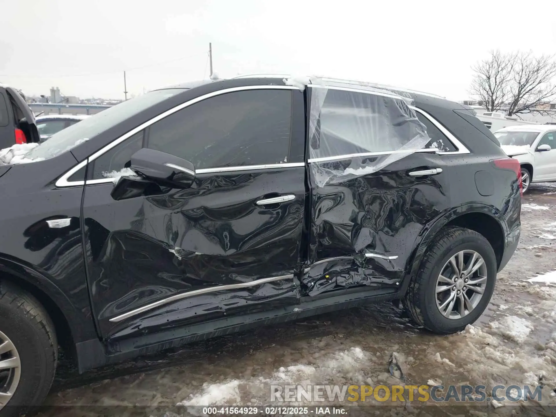 6 Photograph of a damaged car 1GYKNDRS0MZ220904 CADILLAC XT5 2021