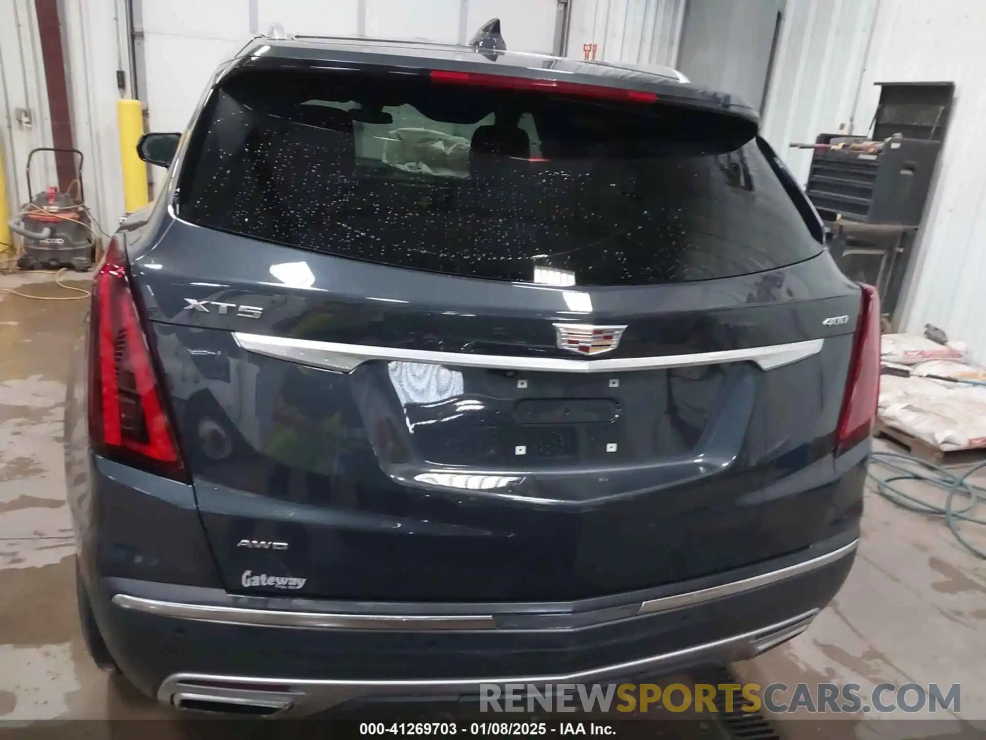 16 Photograph of a damaged car 1GYKNDRS1MZ148806 CADILLAC XT5 2021