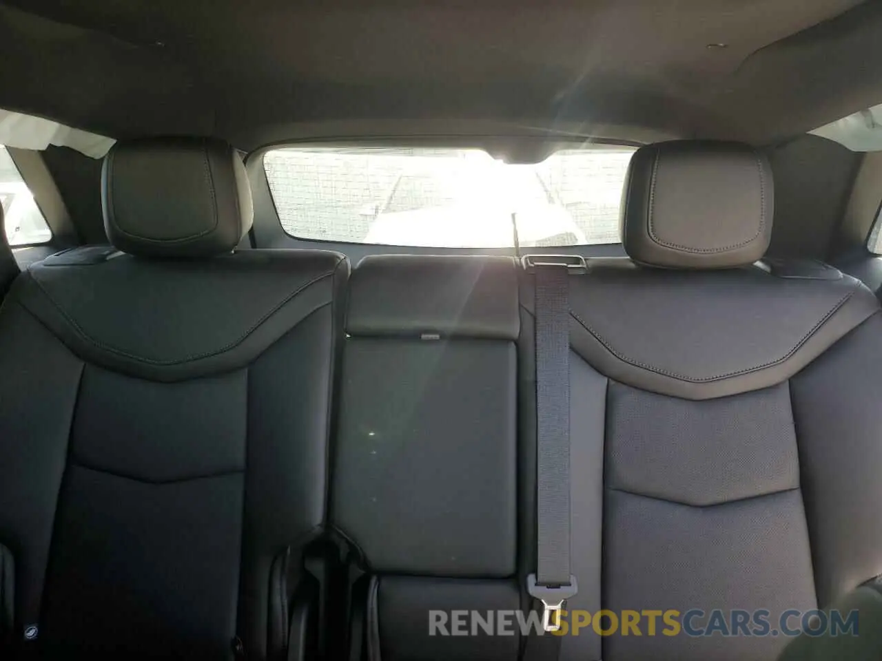 10 Photograph of a damaged car 1GYKNDRS2MZ220256 CADILLAC XT5 2021