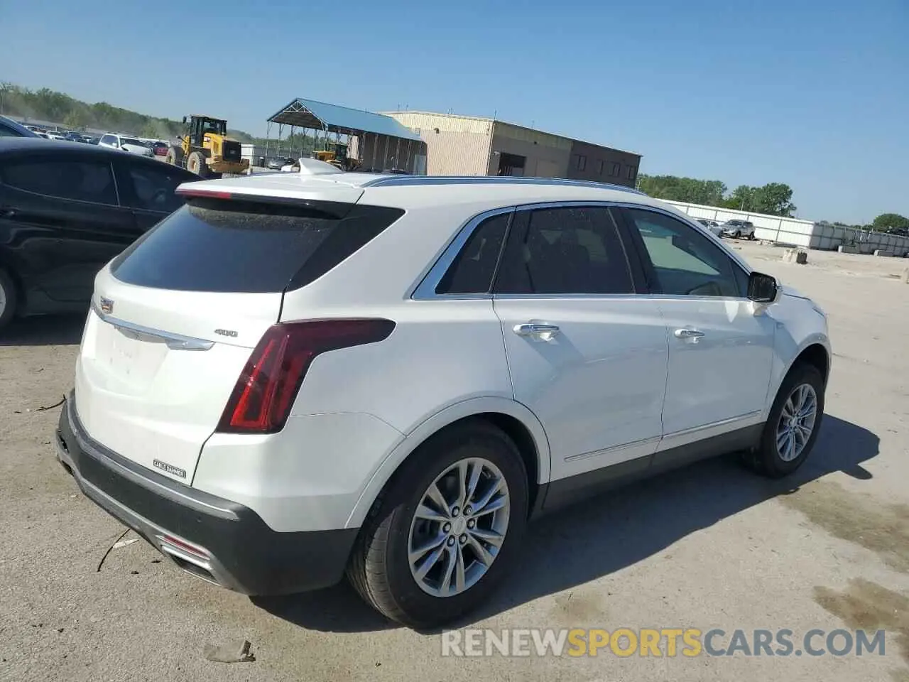 3 Photograph of a damaged car 1GYKNDRS2MZ220256 CADILLAC XT5 2021