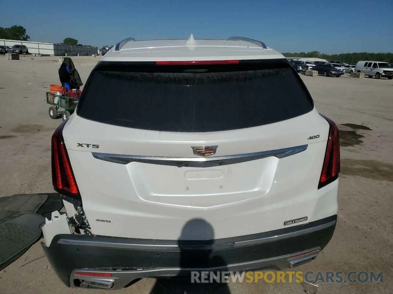 6 Photograph of a damaged car 1GYKNDRS2MZ220256 CADILLAC XT5 2021