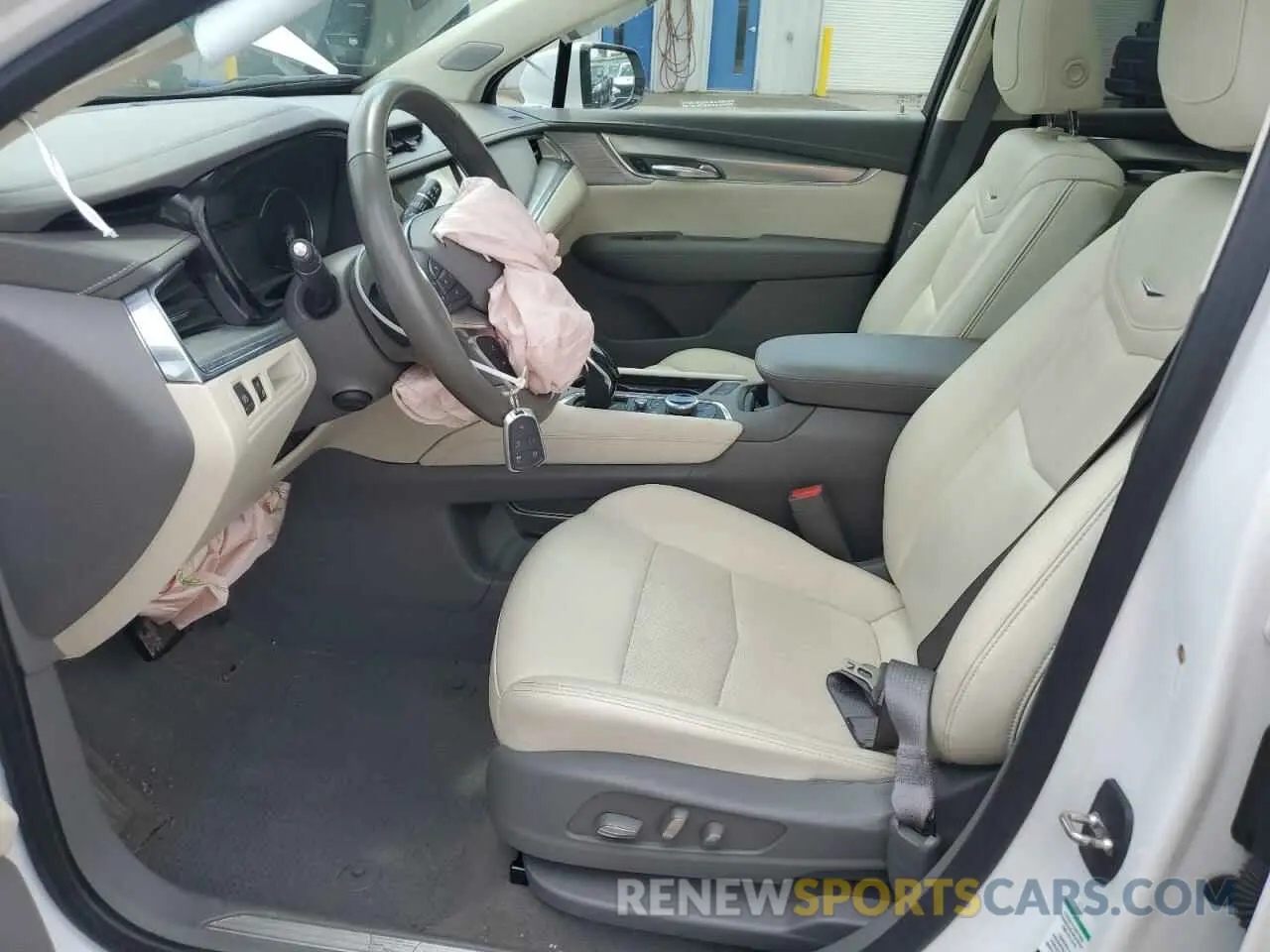 7 Photograph of a damaged car 1GYKNDRS4MZ123320 CADILLAC XT5 2021