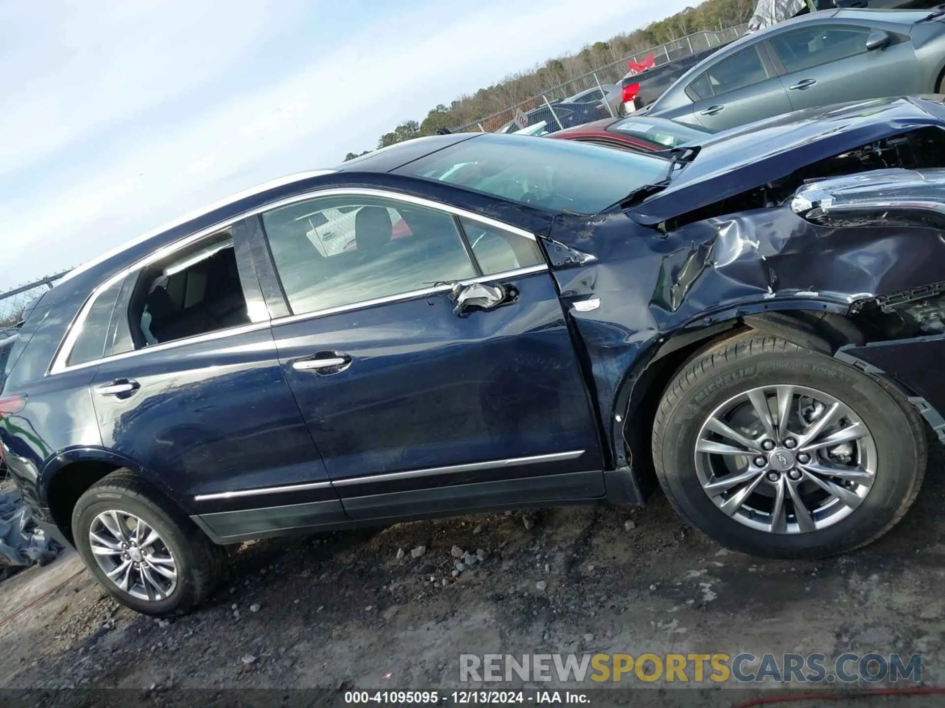 12 Photograph of a damaged car 1GYKNDRS5MZ122287 CADILLAC XT5 2021