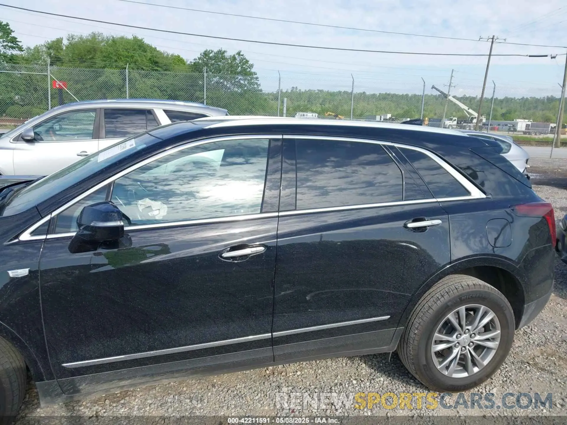 15 Photograph of a damaged car 1GYKNDRS6MZ207154 CADILLAC XT5 2021