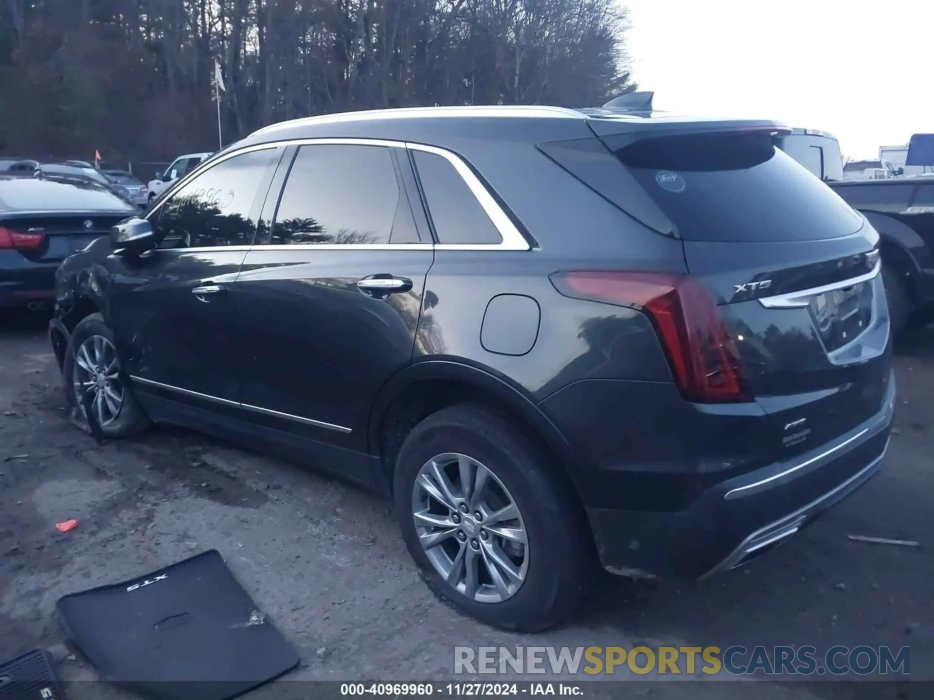 3 Photograph of a damaged car 1GYKNDRS8MZ138788 CADILLAC XT5 2021