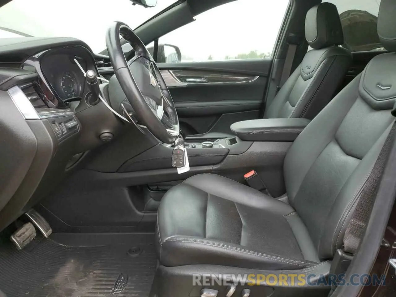 7 Photograph of a damaged car 1GYKNGRS2MZ142286 CADILLAC XT5 2021