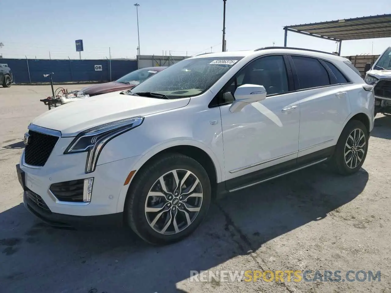 1 Photograph of a damaged car 1GYKNHRS2MZ156923 CADILLAC XT5 2021