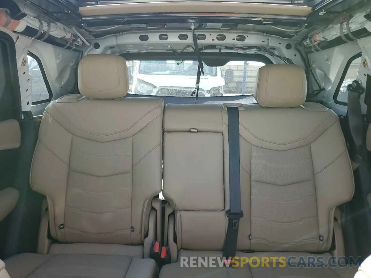 10 Photograph of a damaged car 1GYKNHRS2MZ156923 CADILLAC XT5 2021