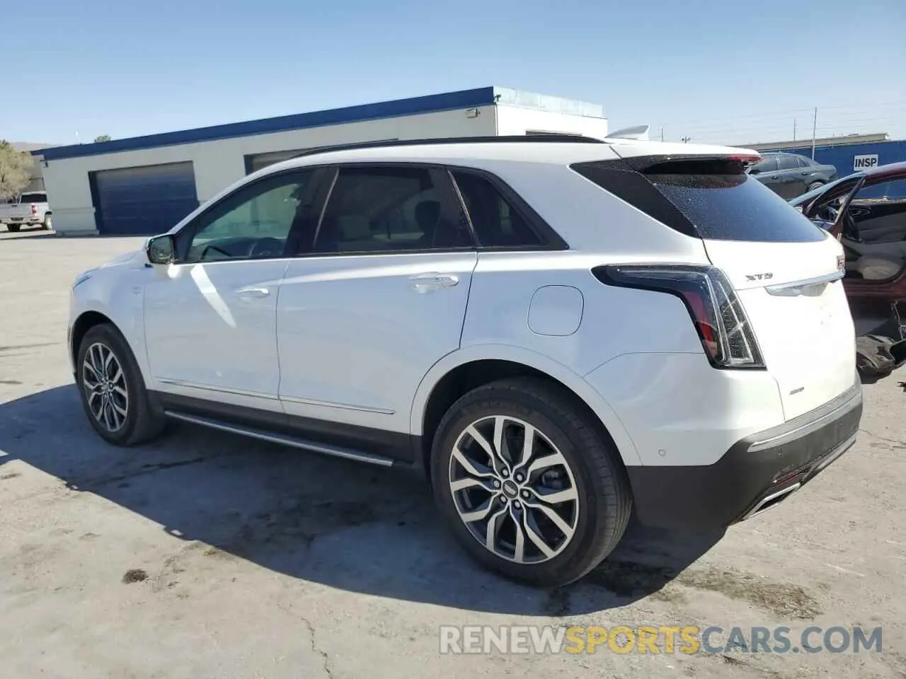 2 Photograph of a damaged car 1GYKNHRS2MZ156923 CADILLAC XT5 2021