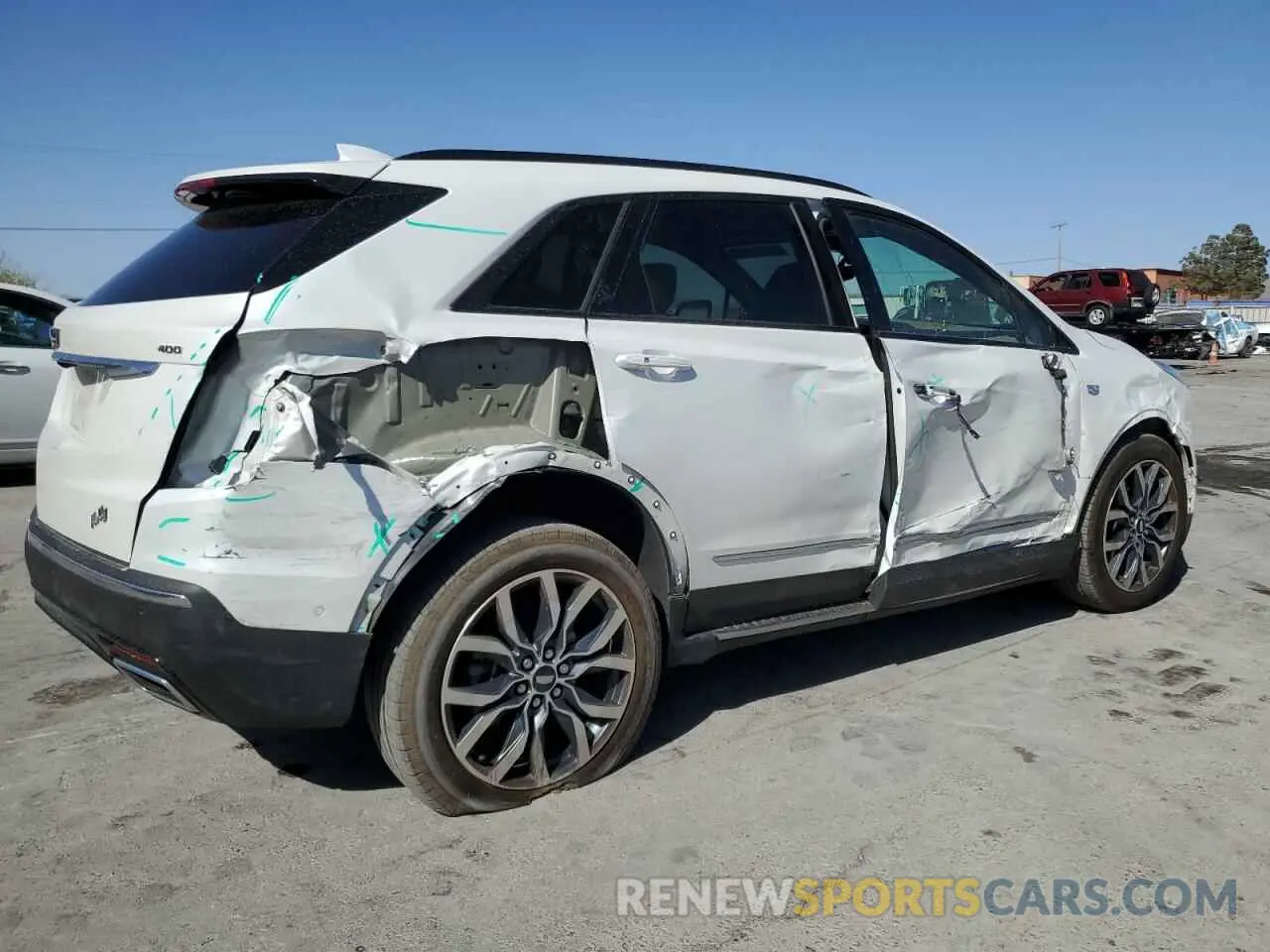 3 Photograph of a damaged car 1GYKNHRS2MZ156923 CADILLAC XT5 2021