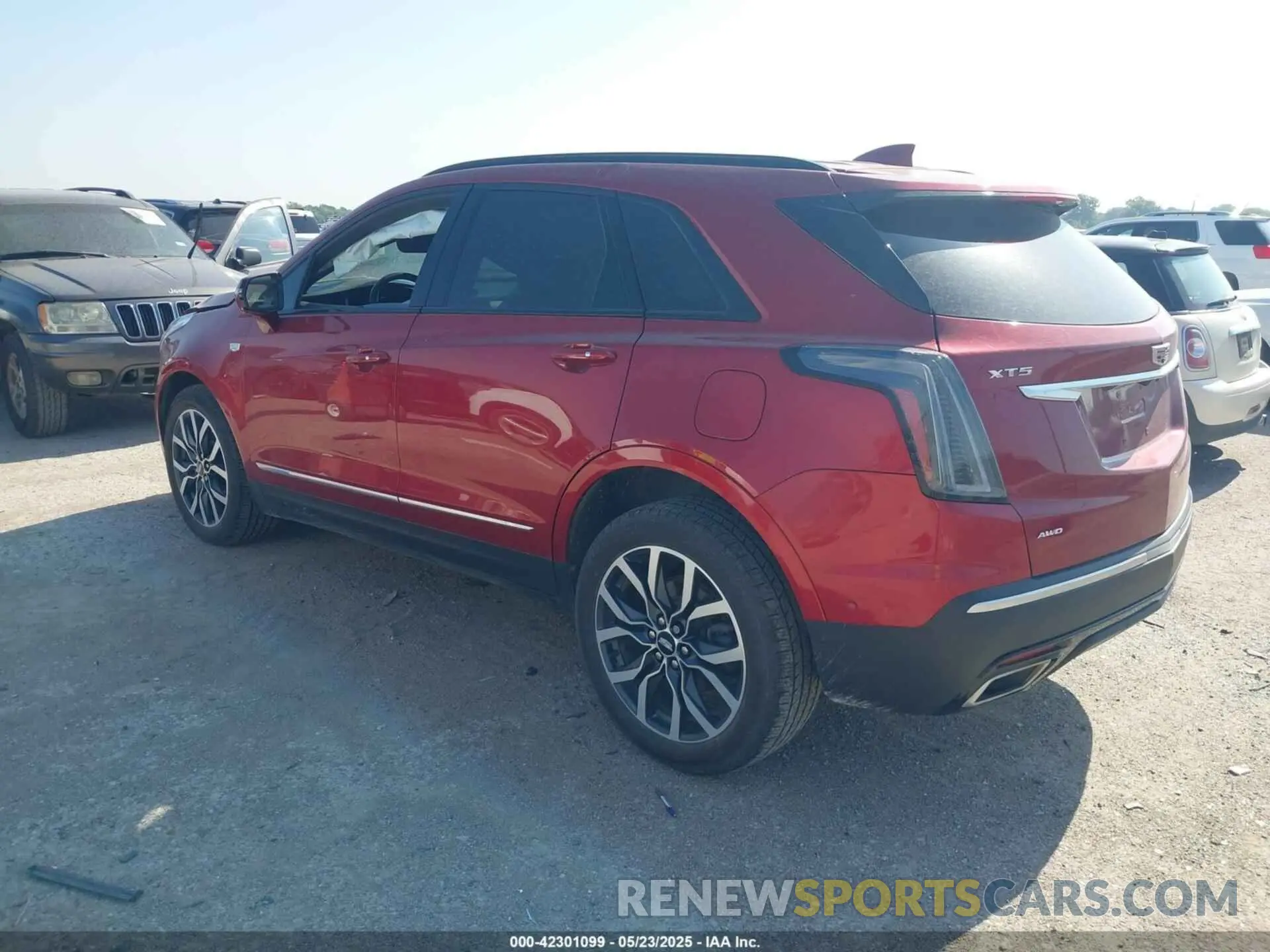 3 Photograph of a damaged car 1GYKNHRS2MZ201245 CADILLAC XT5 2021