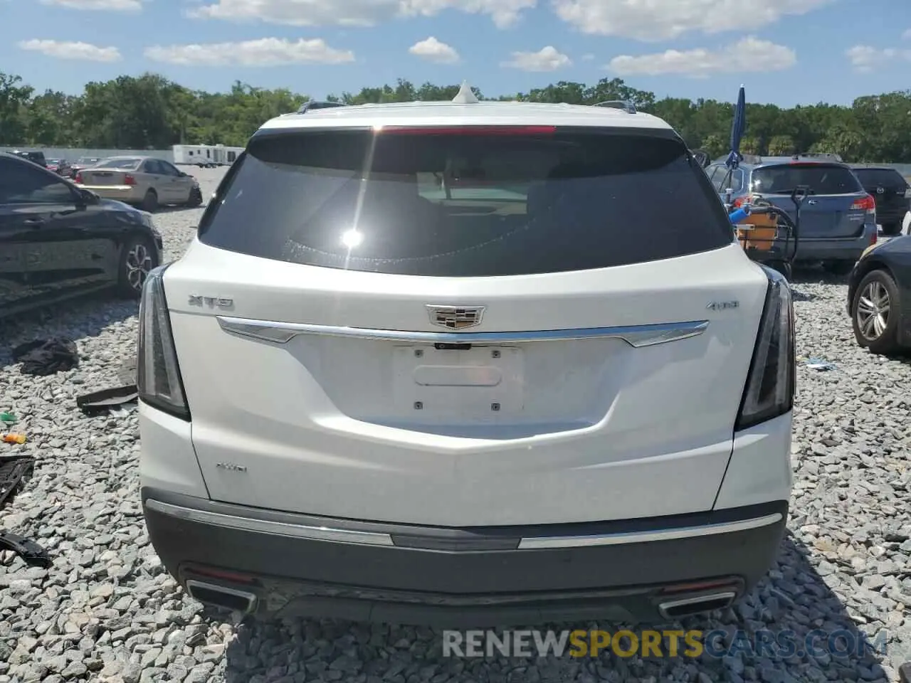 6 Photograph of a damaged car 1GYKNHRS3MZ203120 CADILLAC XT5 2021