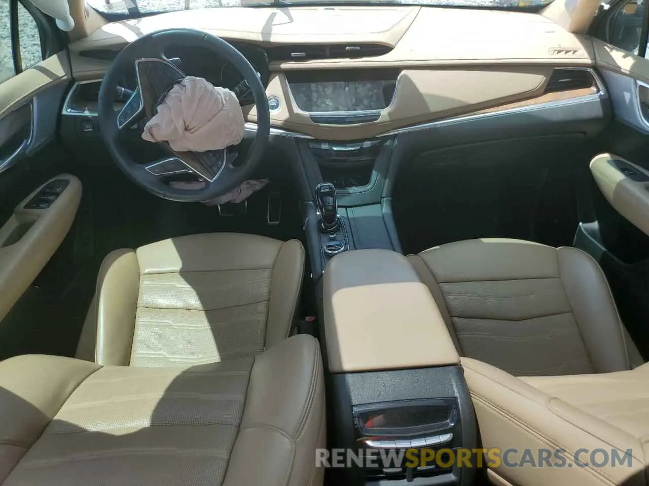 8 Photograph of a damaged car 1GYKNHRS3MZ203120 CADILLAC XT5 2021