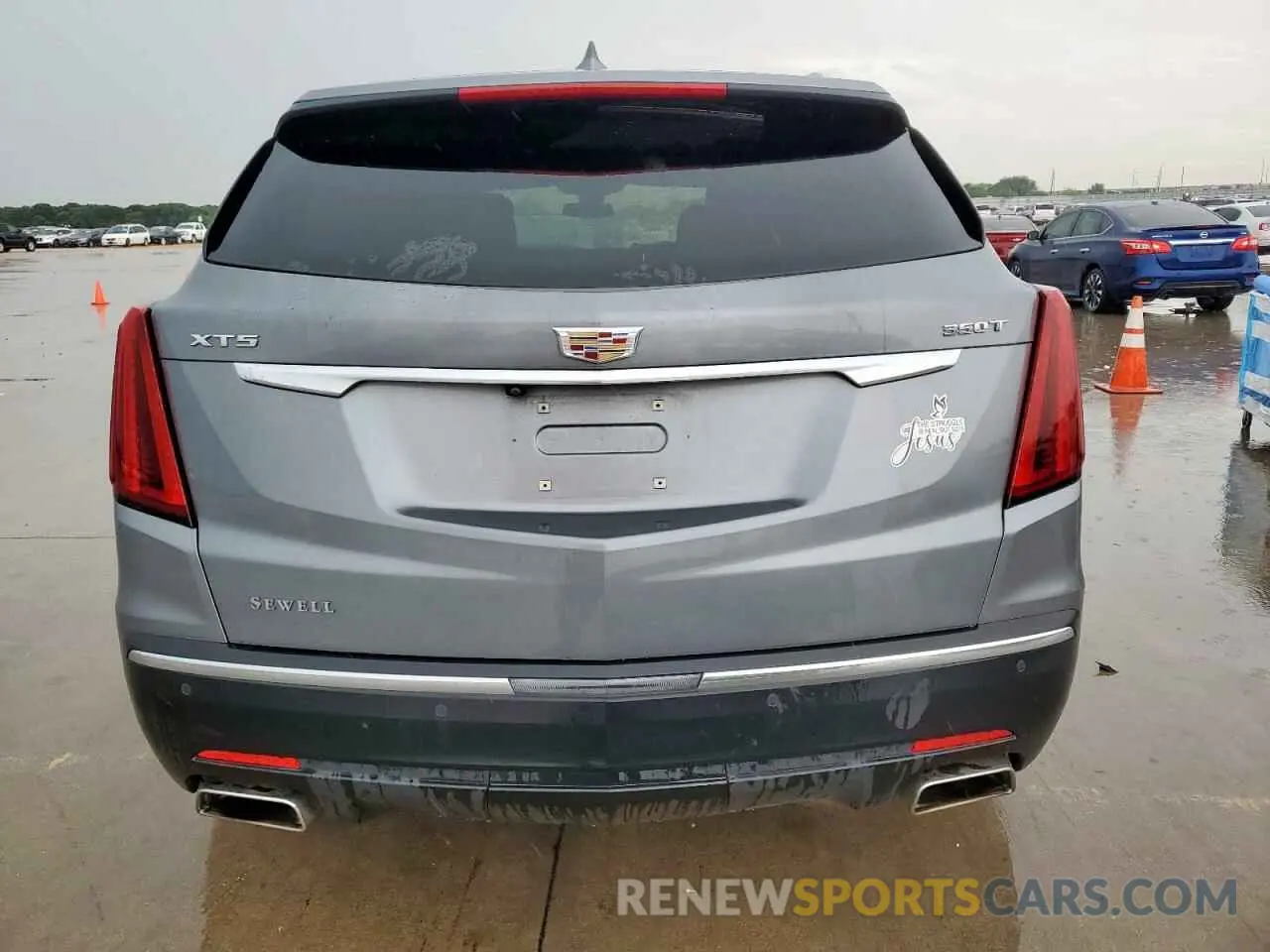 6 Photograph of a damaged car 1GYKNAR47NZ116377 CADILLAC XT5 2022