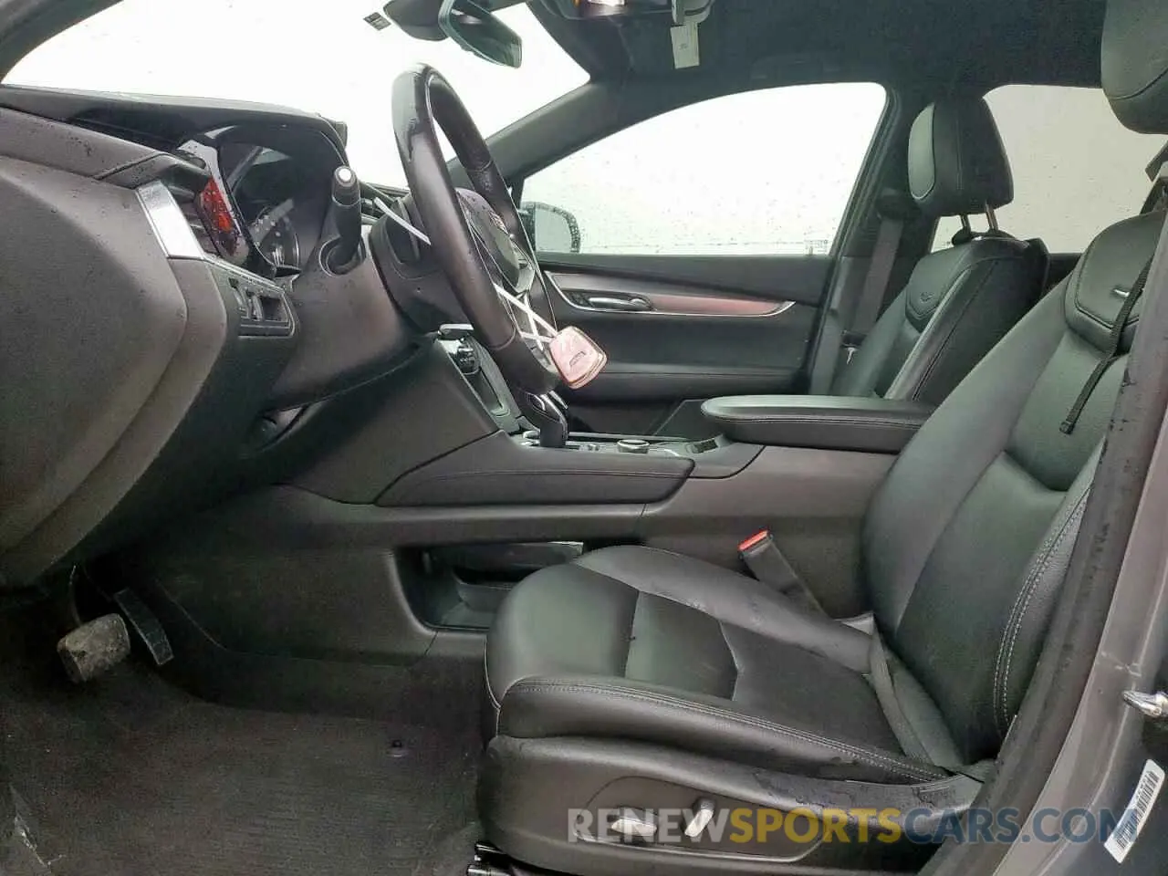 7 Photograph of a damaged car 1GYKNAR47NZ116377 CADILLAC XT5 2022