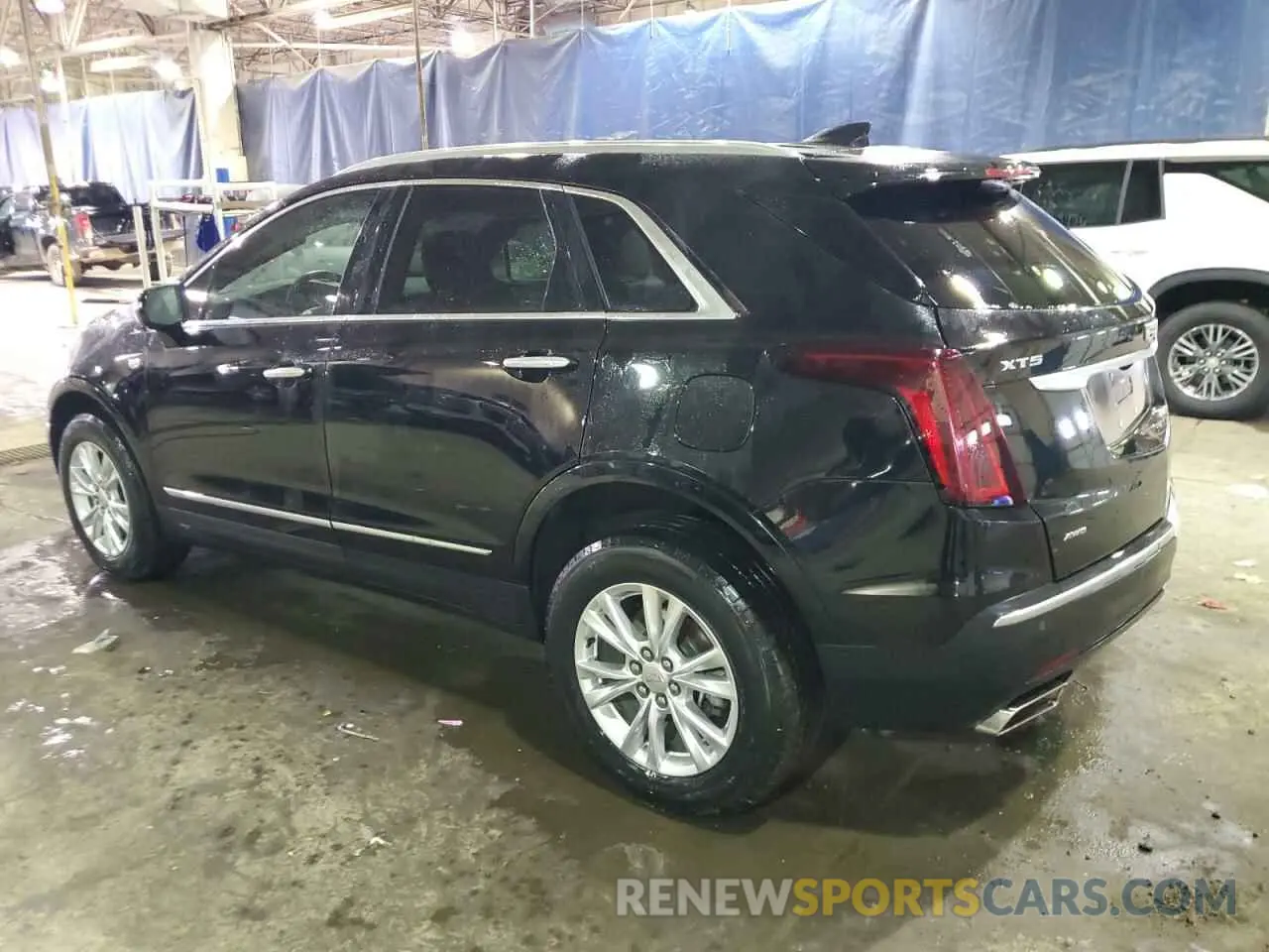 2 Photograph of a damaged car 1GYKNBR46NZ173918 CADILLAC XT5 2022