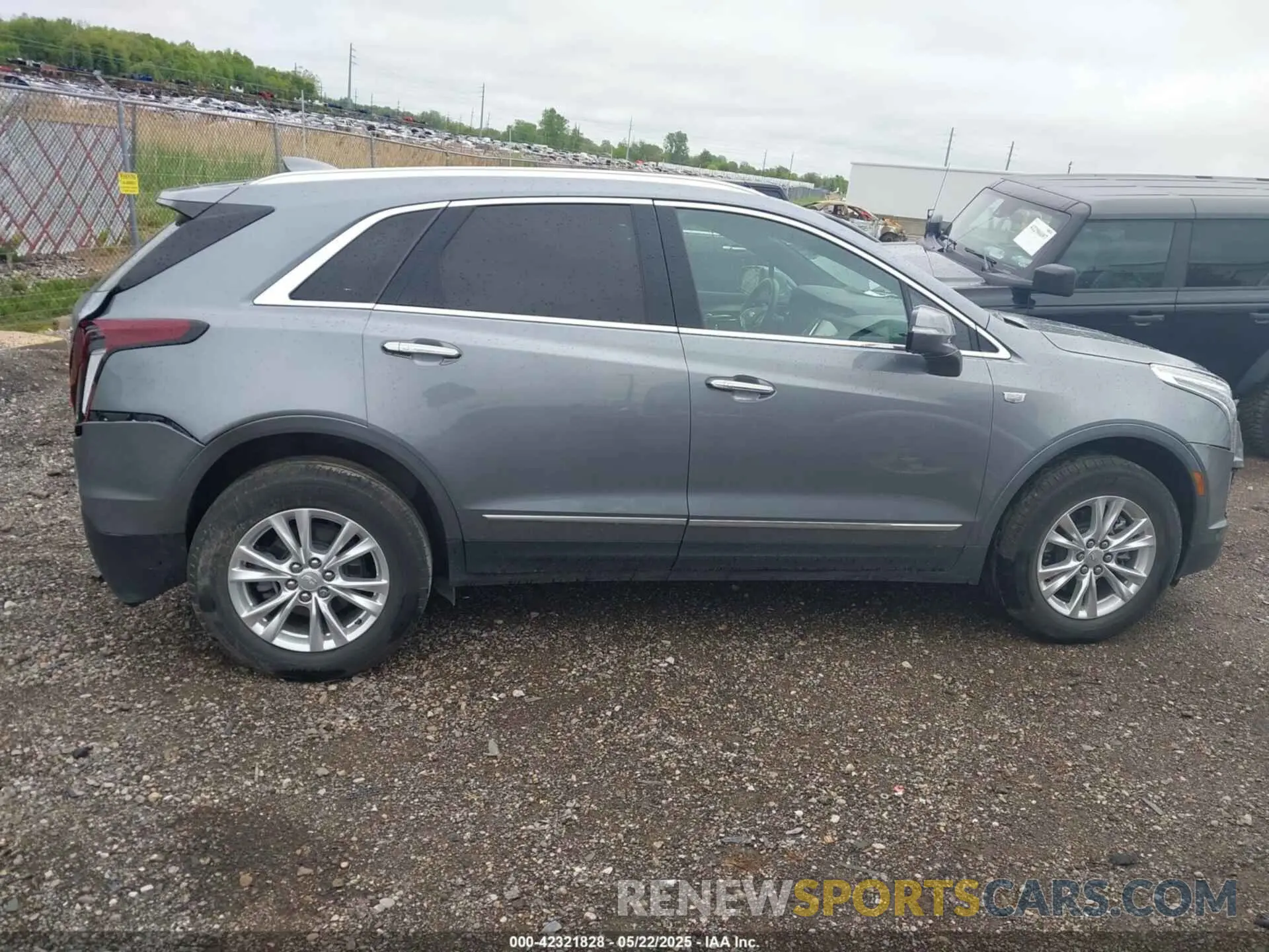 13 Photograph of a damaged car 1GYKNBR4XNZ113088 CADILLAC XT5 2022