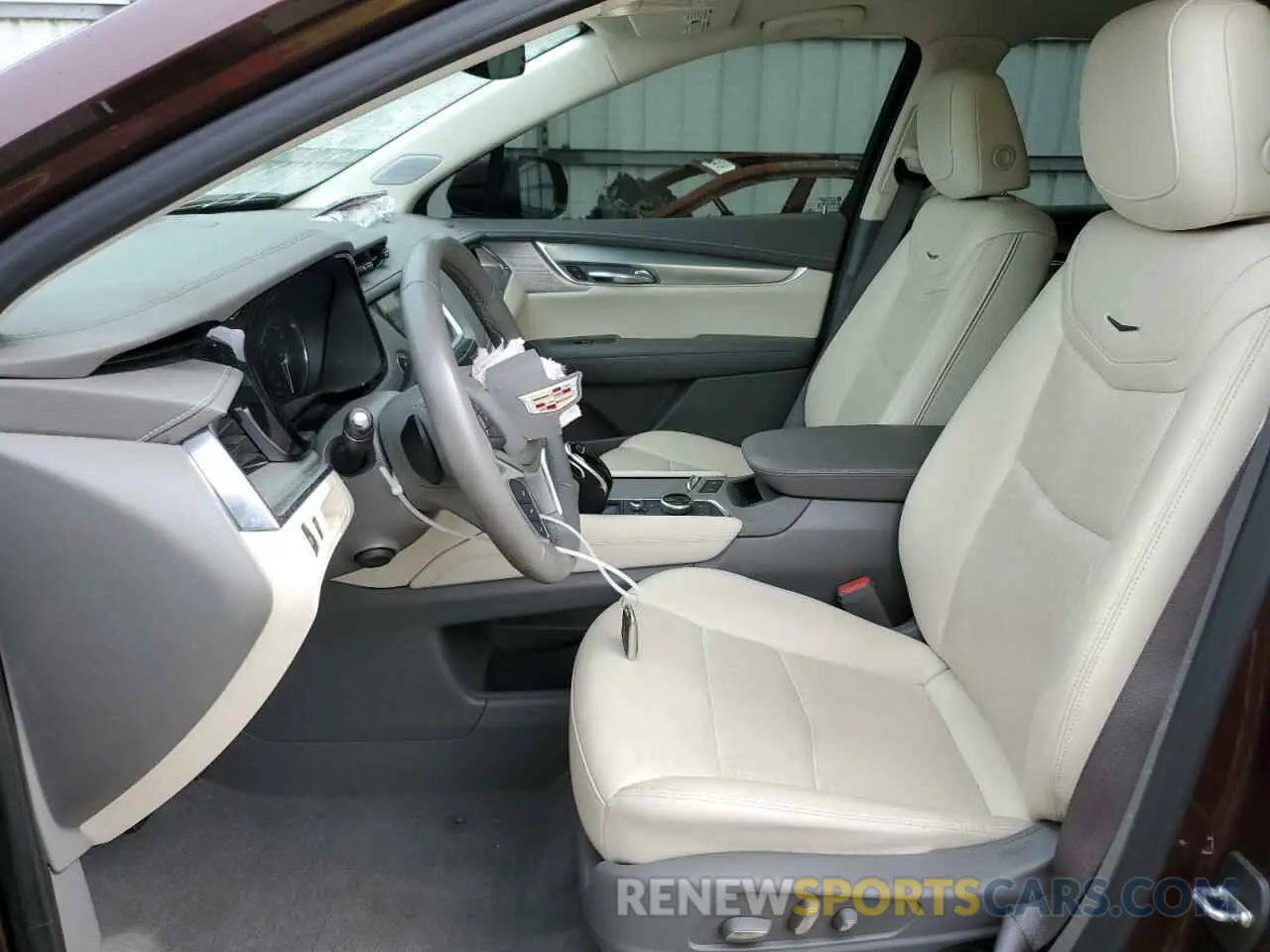 7 Photograph of a damaged car 1GYKNCR40NZ127684 CADILLAC XT5 2022