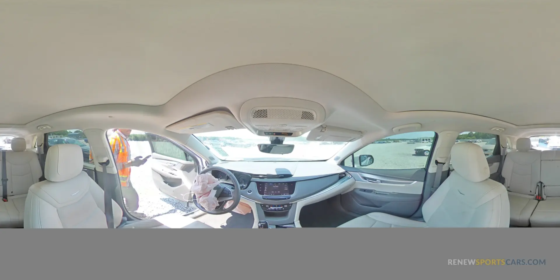 15 Photograph of a damaged car 1GYKNCR41NZ102731 CADILLAC XT5 2022