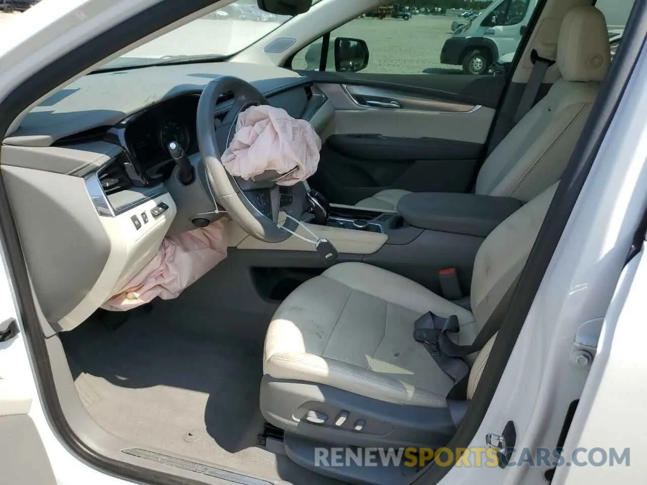 7 Photograph of a damaged car 1GYKNCR41NZ102731 CADILLAC XT5 2022