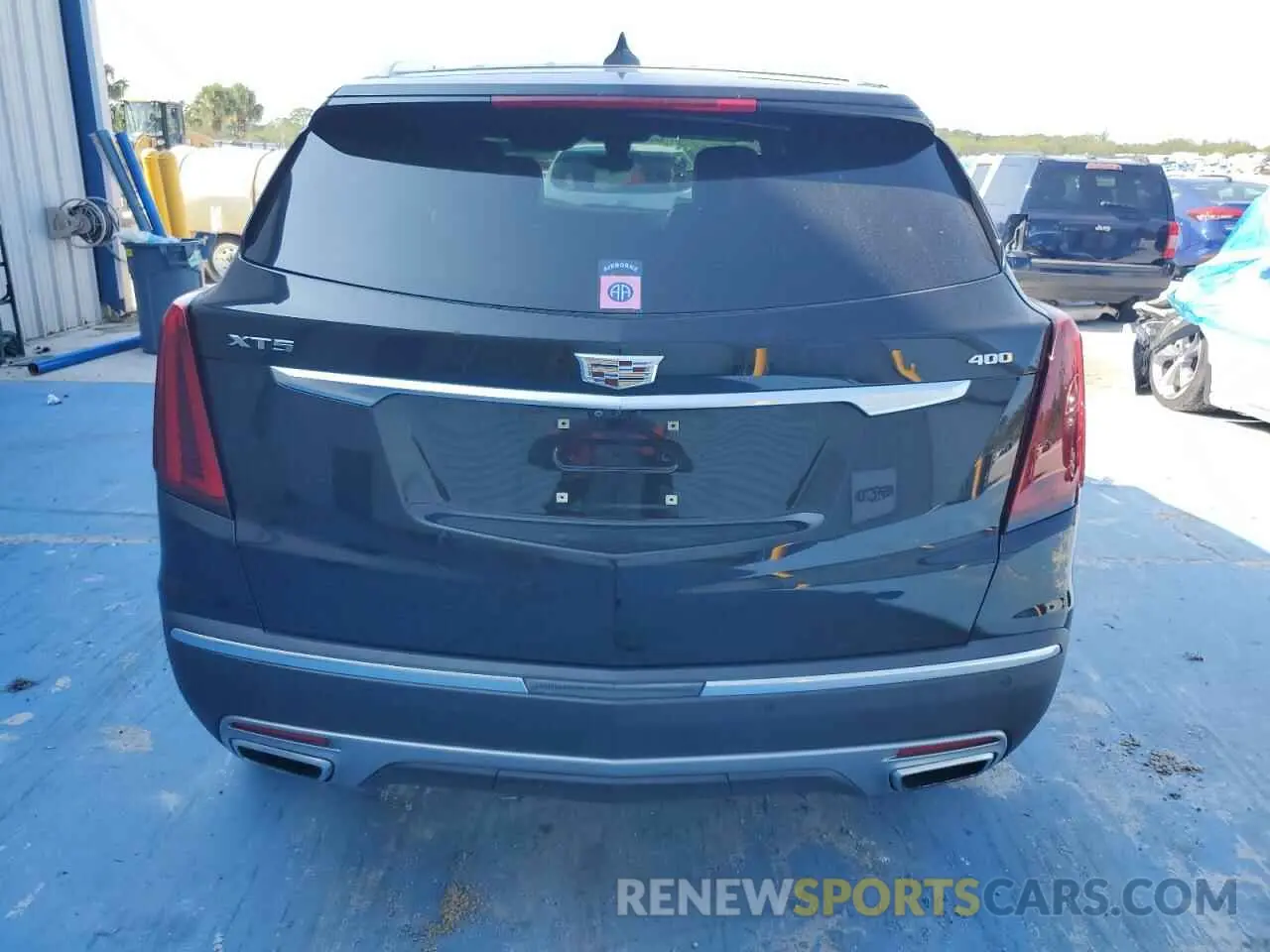6 Photograph of a damaged car 1GYKNCRS7NZ104983 CADILLAC XT5 2022