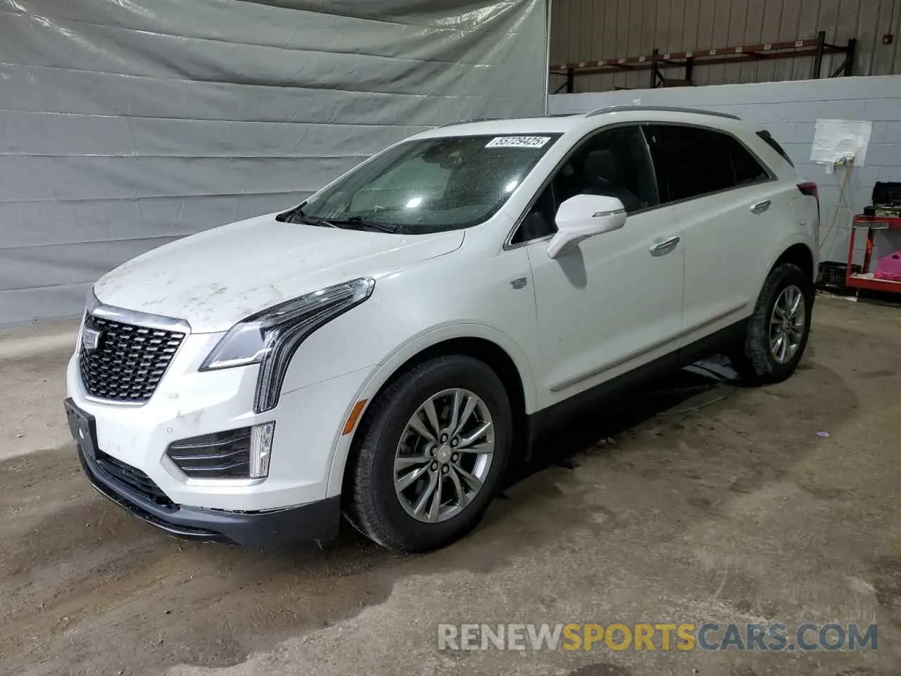 1 Photograph of a damaged car 1GYKNDRS1NZ108680 CADILLAC XT5 2022