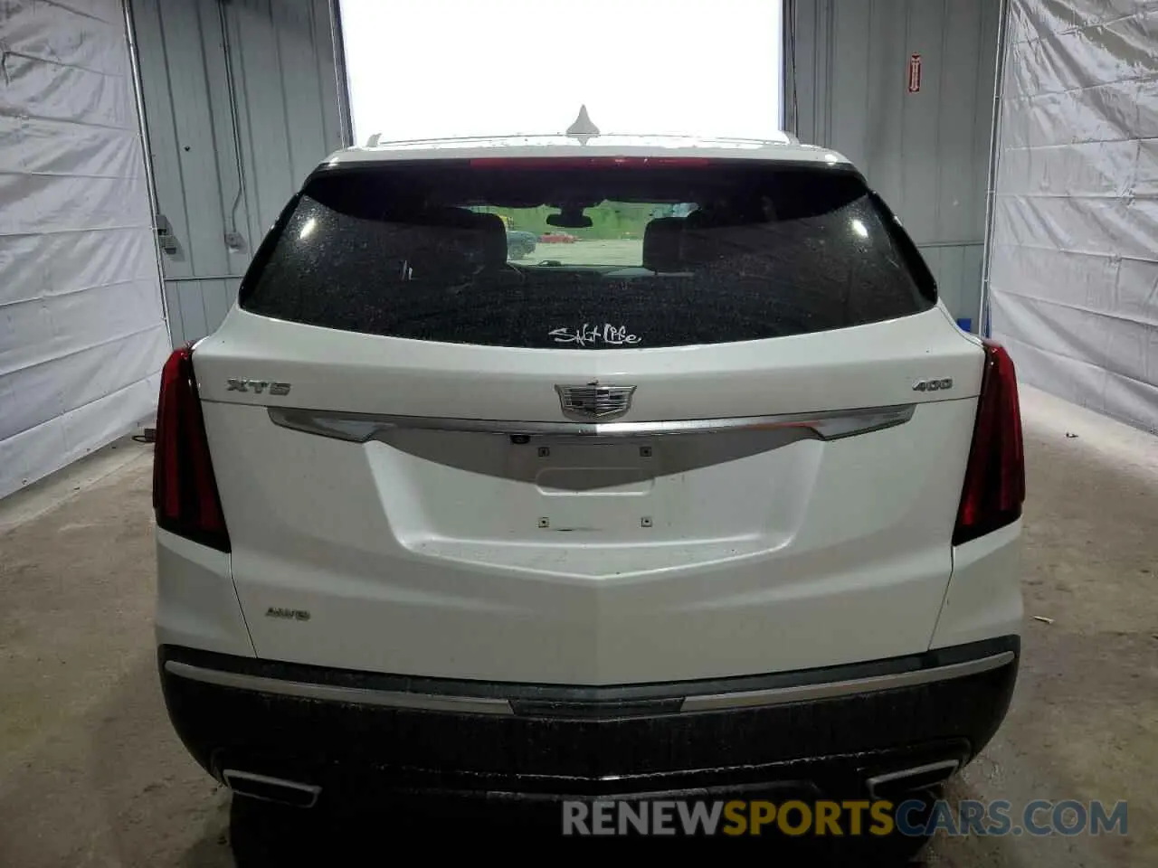 6 Photograph of a damaged car 1GYKNDRS1NZ108680 CADILLAC XT5 2022