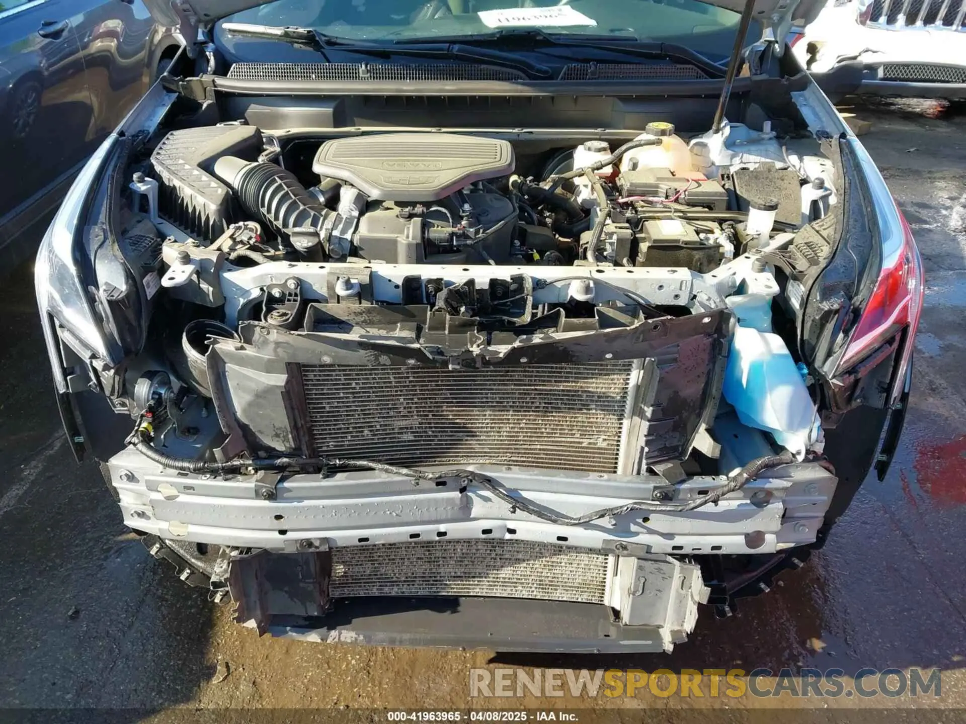 10 Photograph of a damaged car 1GYKNDRS3NZ106378 CADILLAC XT5 2022
