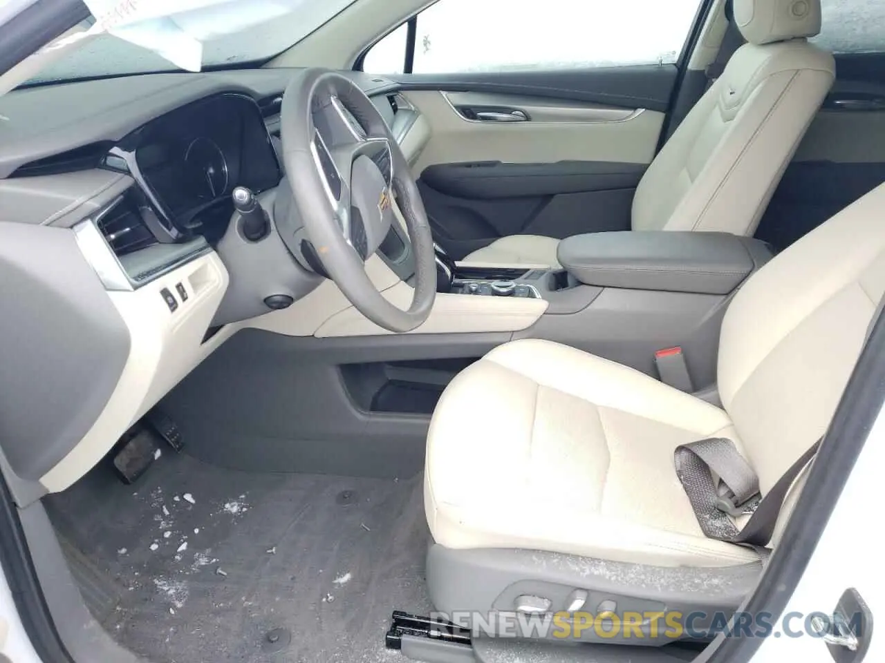 7 Photograph of a damaged car 1GYKNDRS5NZ133758 CADILLAC XT5 2022