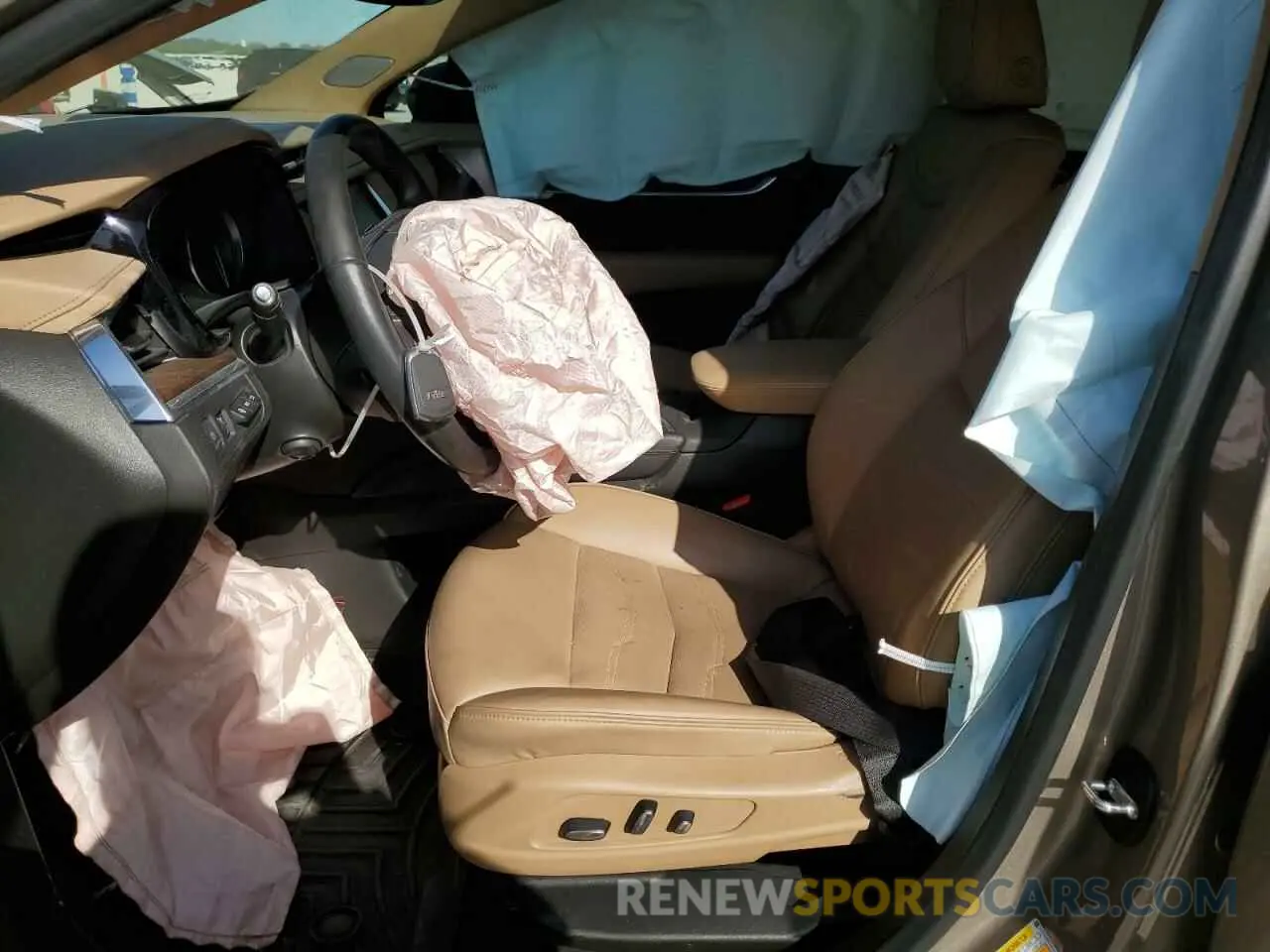 7 Photograph of a damaged car 1GYKNERS9NZ120517 CADILLAC XT5 2022