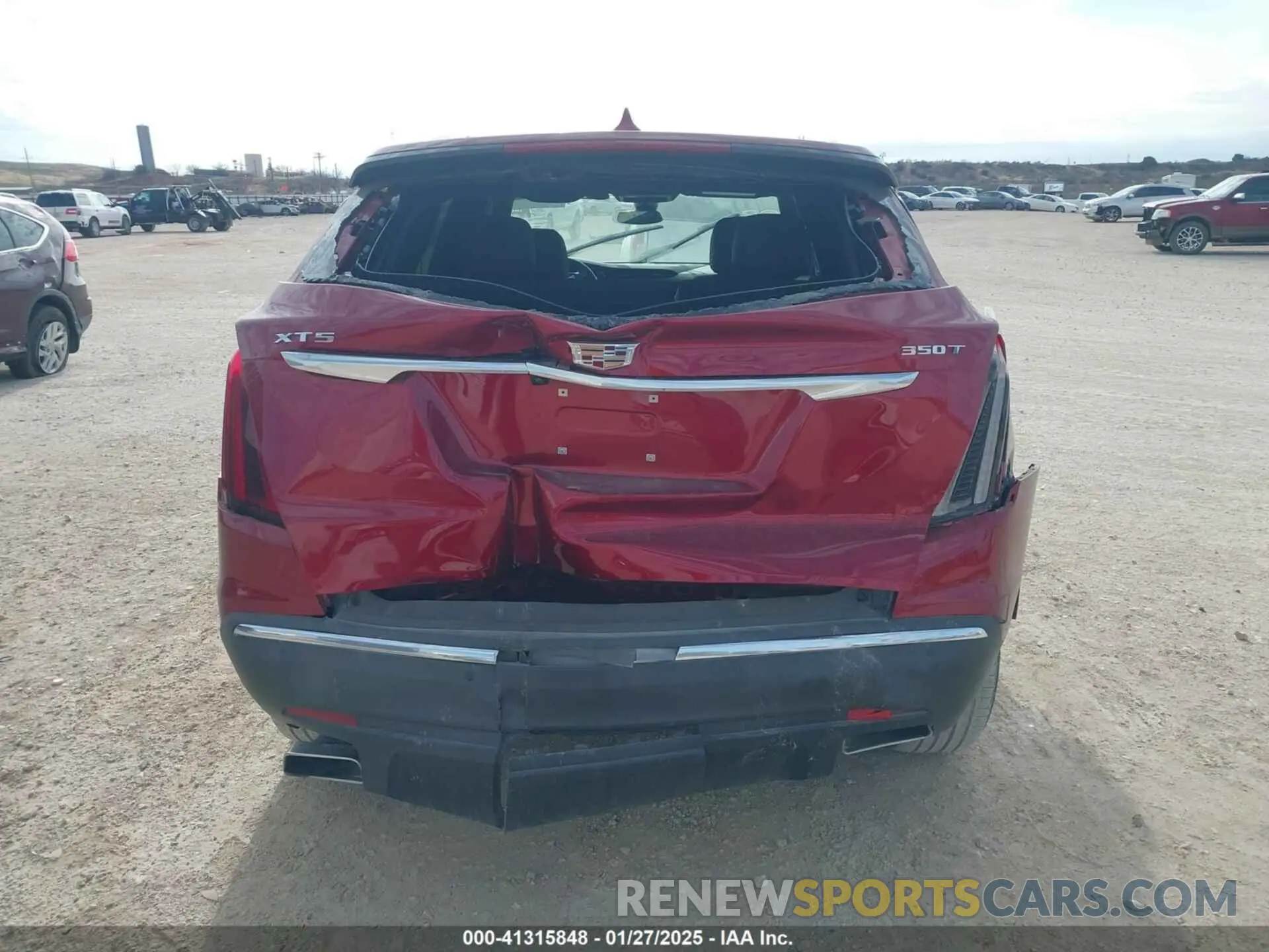 16 Photograph of a damaged car 1GYKNAR42PZ147121 CADILLAC XT5 2023