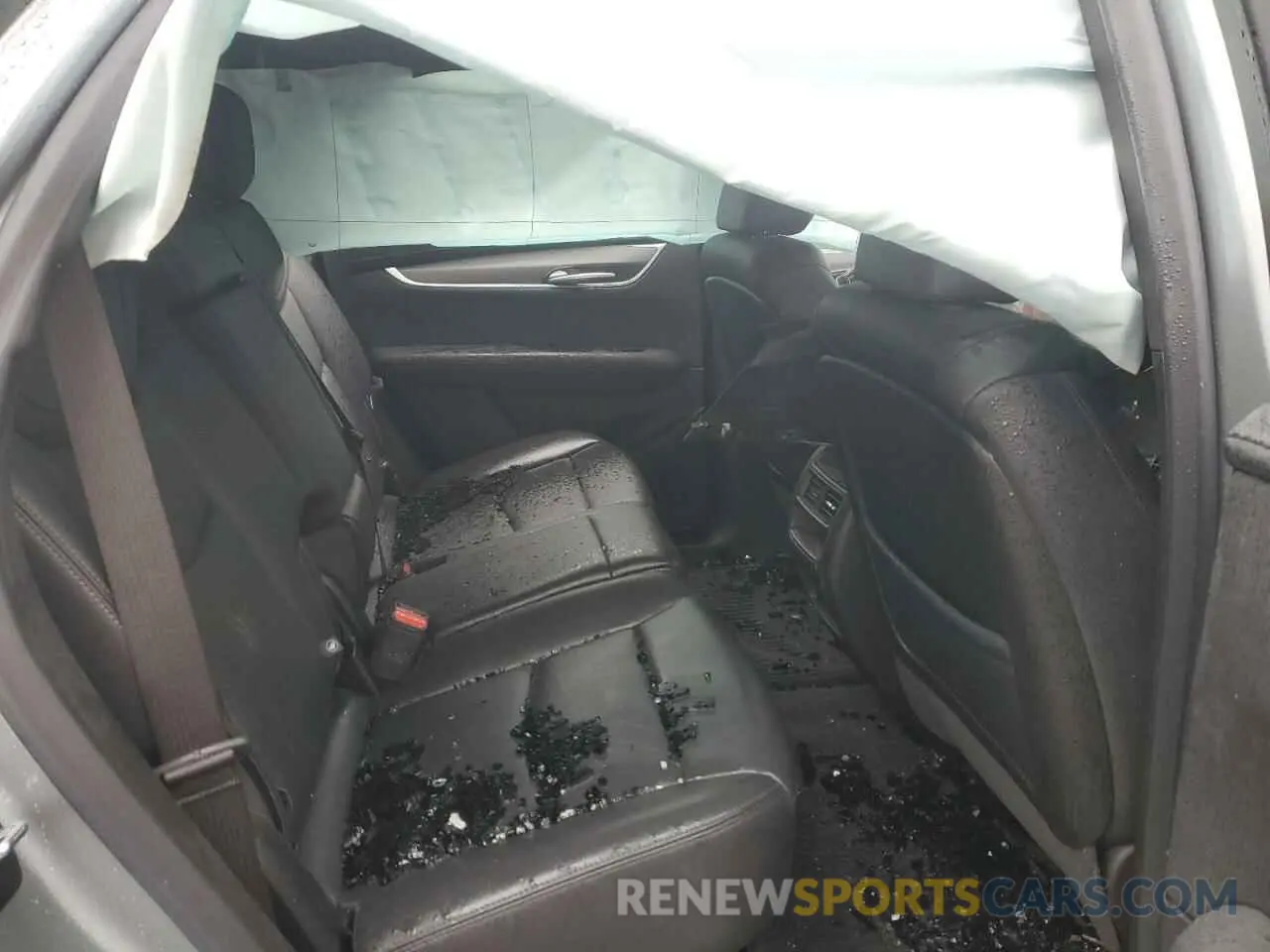 10 Photograph of a damaged car 1GYKNBR45PZ225364 CADILLAC XT5 2023