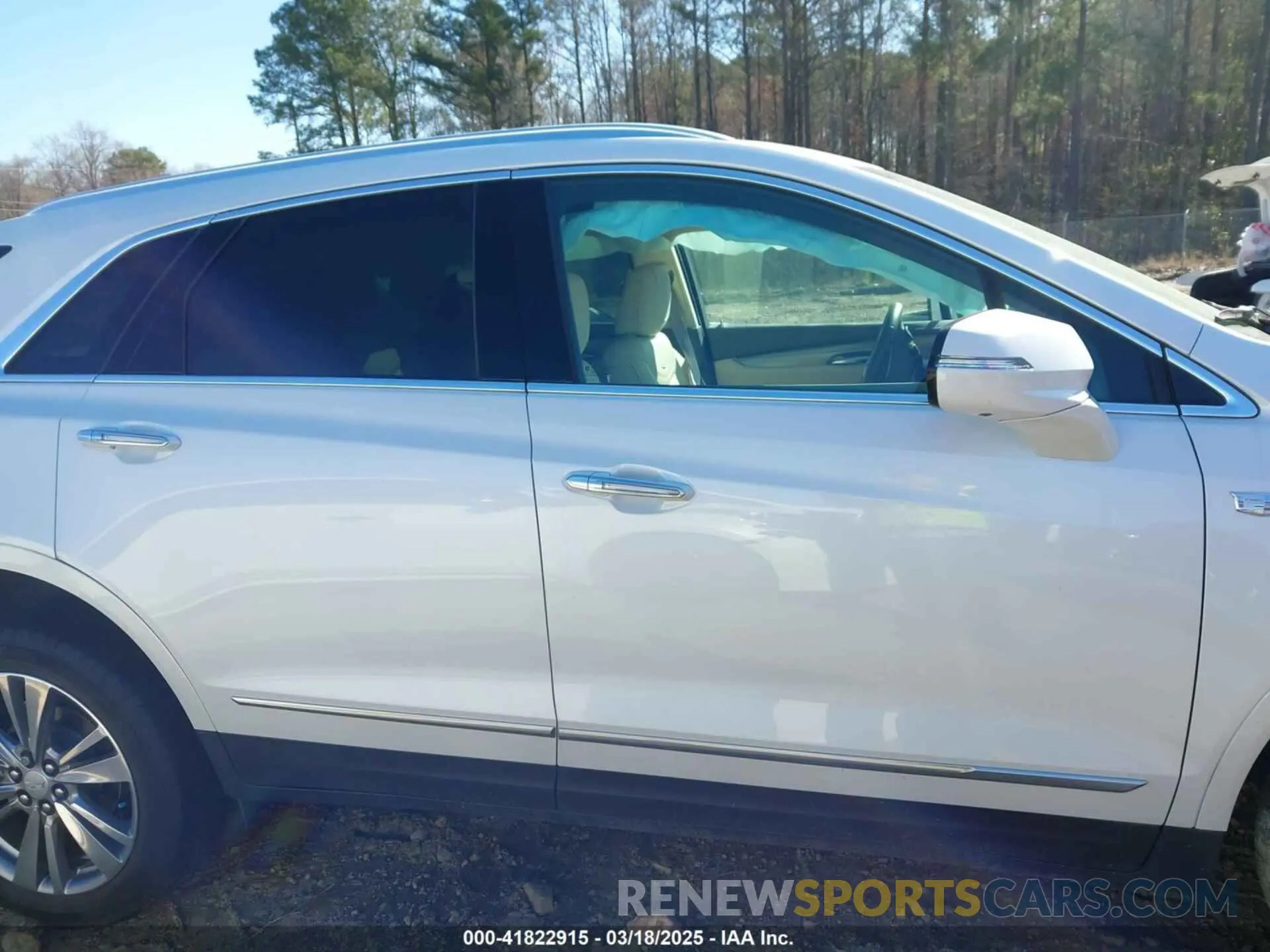 12 Photograph of a damaged car 1GYKNCR46PZ110617 CADILLAC XT5 2023