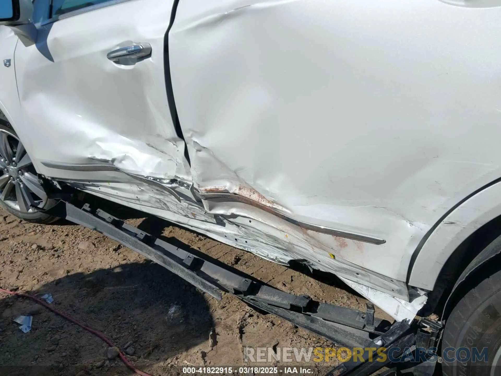 19 Photograph of a damaged car 1GYKNCR46PZ110617 CADILLAC XT5 2023