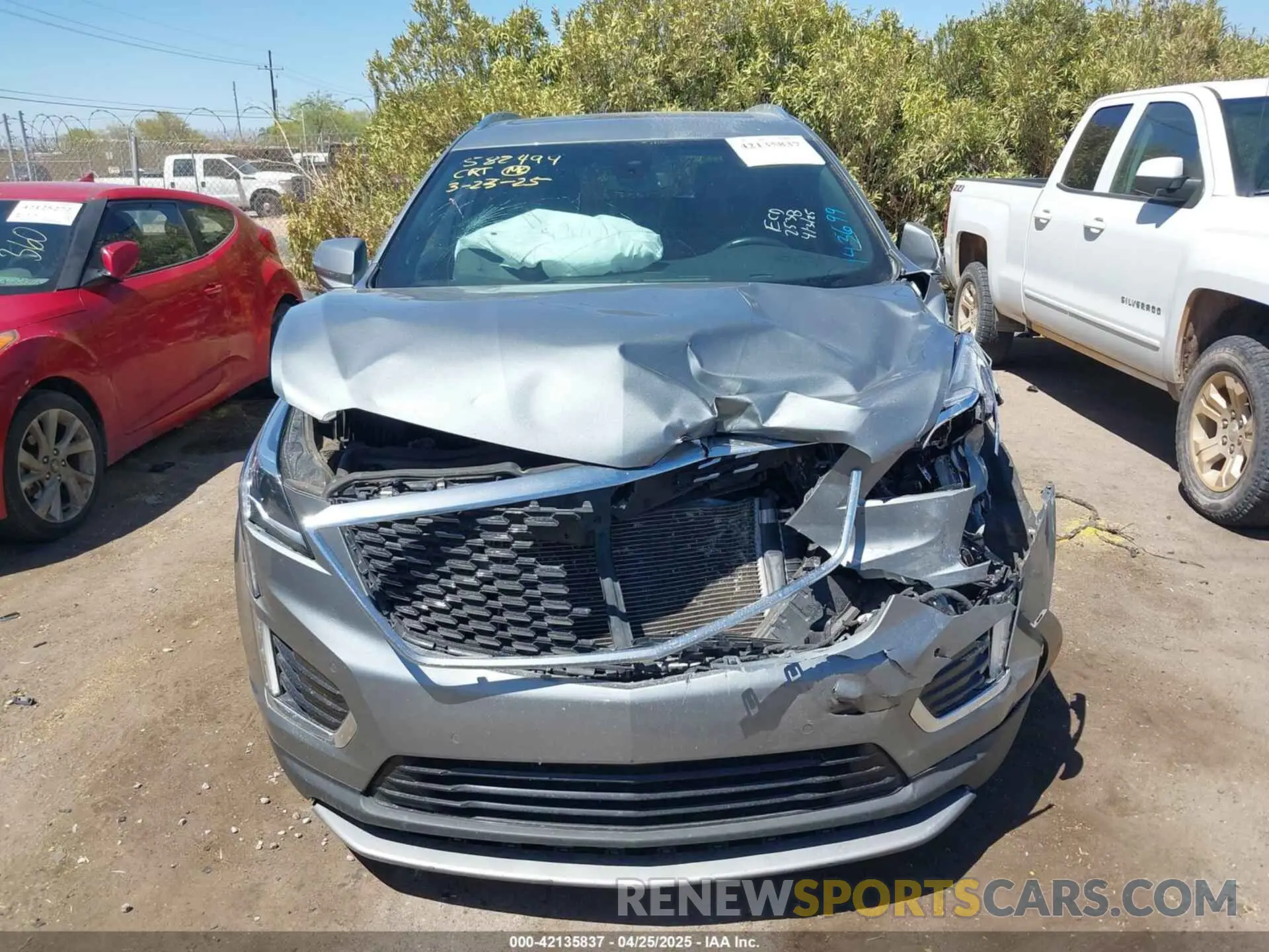11 Photograph of a damaged car 1GYKNCRS3PZ143699 CADILLAC XT5 2023