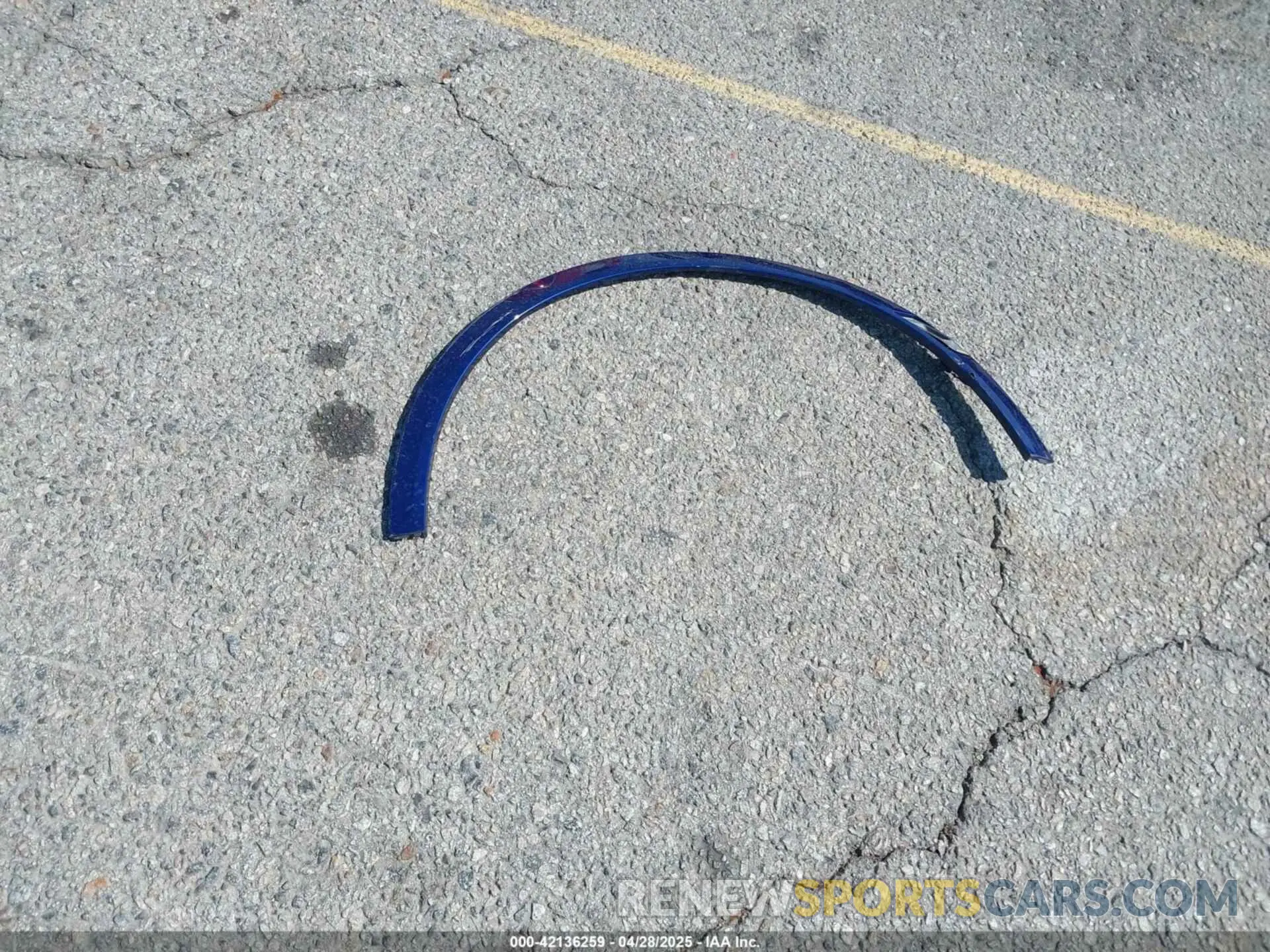 12 Photograph of a damaged car 1GYKNCRS3PZ176654 CADILLAC XT5 2023