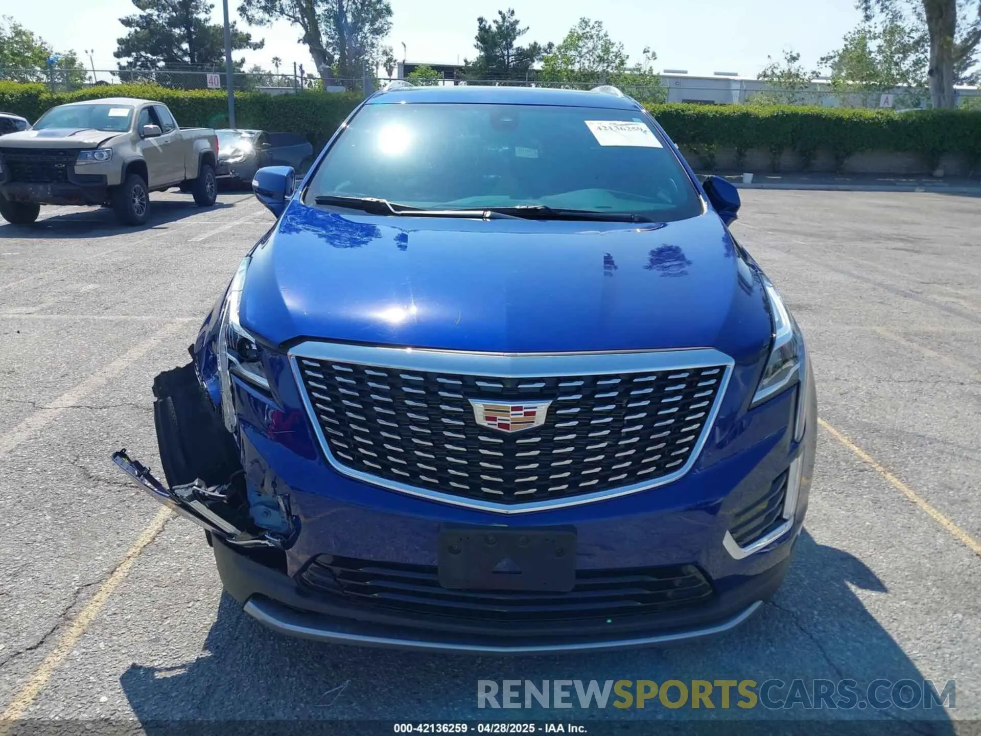 13 Photograph of a damaged car 1GYKNCRS3PZ176654 CADILLAC XT5 2023