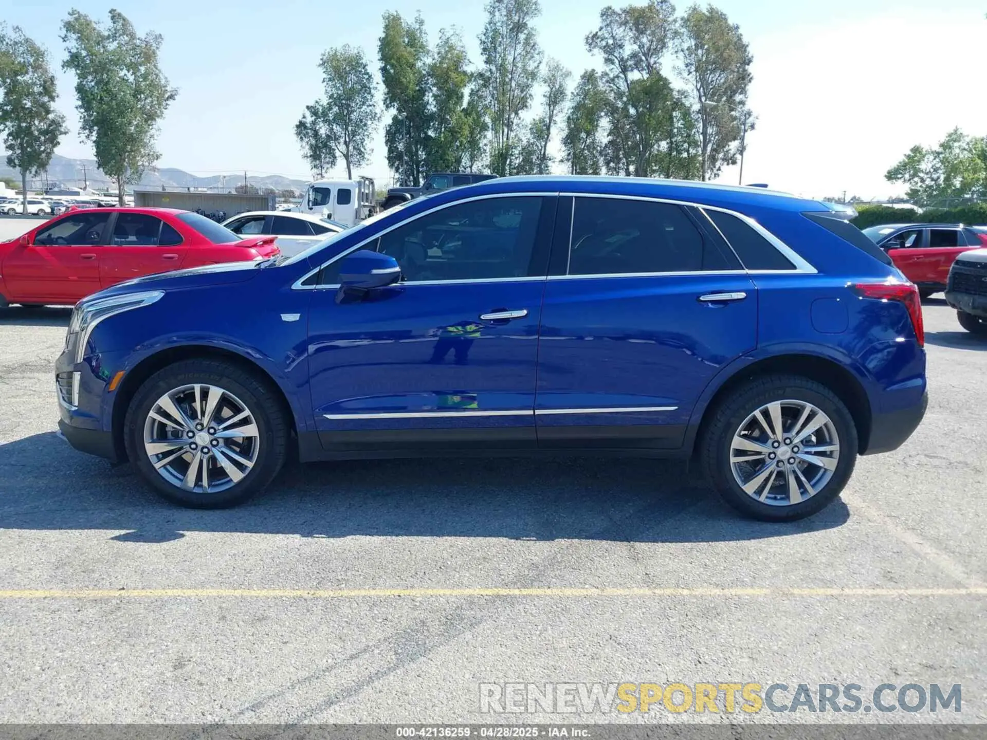 15 Photograph of a damaged car 1GYKNCRS3PZ176654 CADILLAC XT5 2023