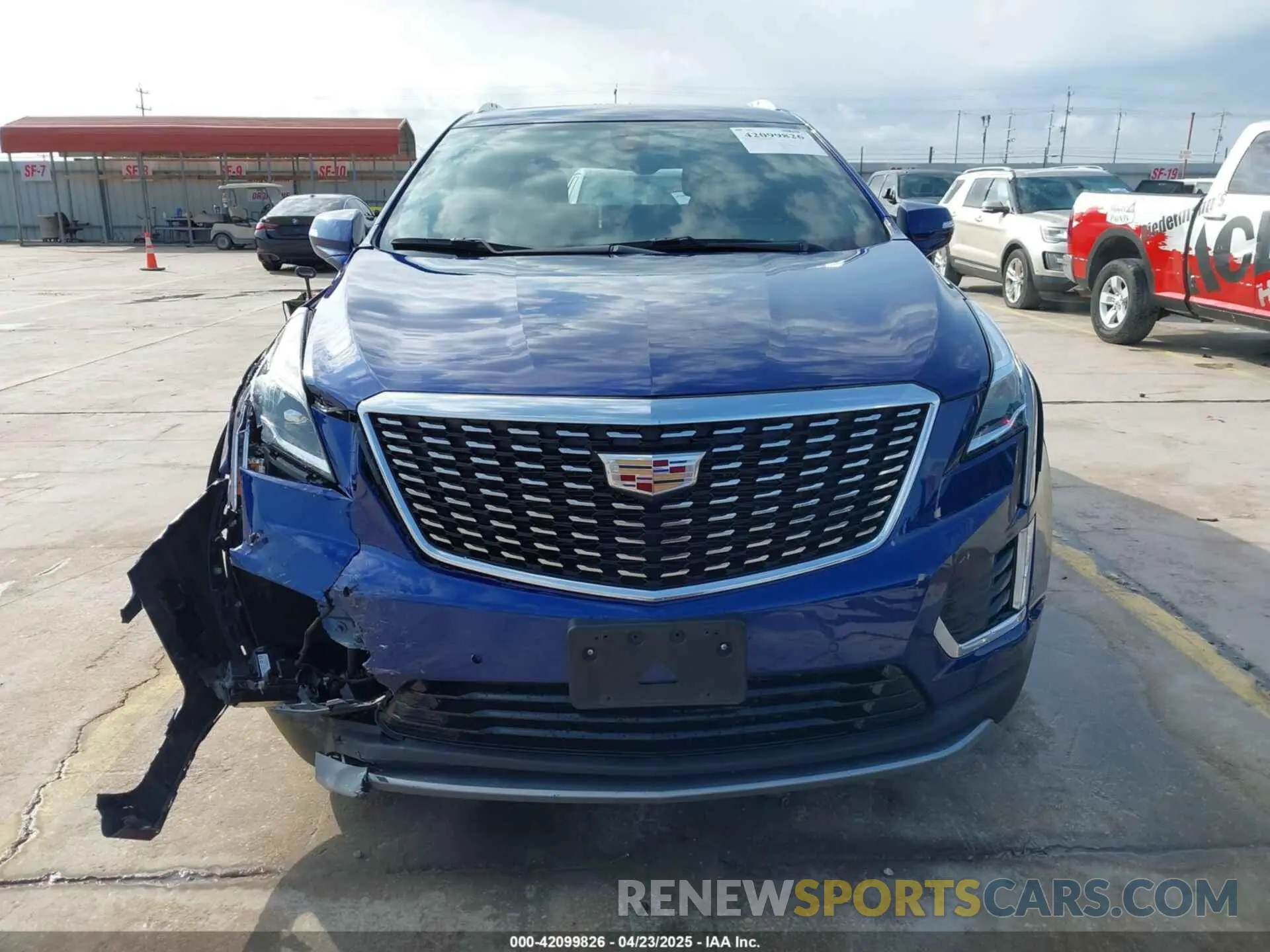 12 Photograph of a damaged car 1GYKNCRS4PZ151486 CADILLAC XT5 2023