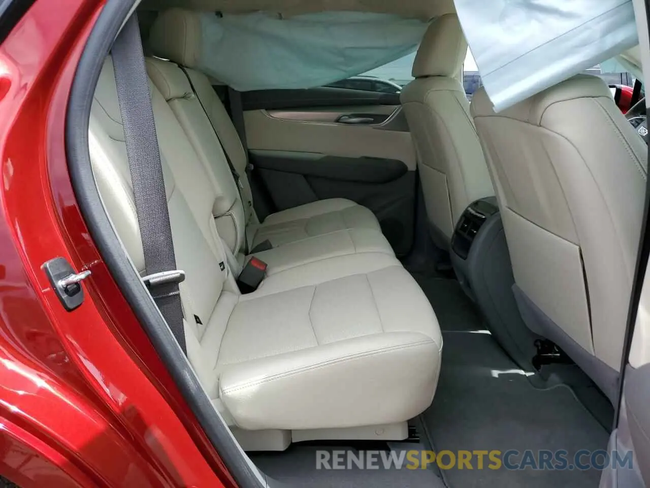 11 Photograph of a damaged car 1GYKNCRS5PZ173528 CADILLAC XT5 2023